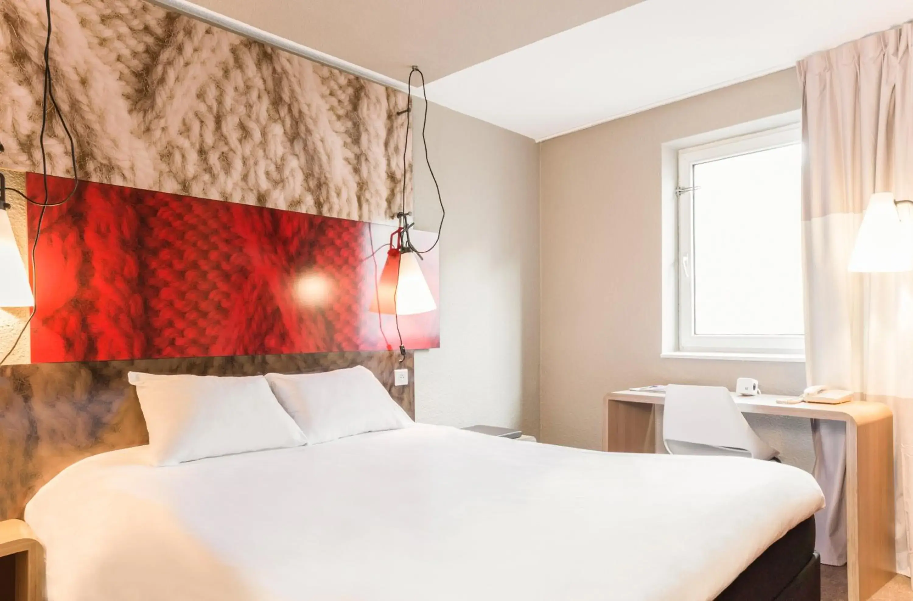 Bedroom, Bed in ibis Paris Issy Les Moulineaux Val de Seine