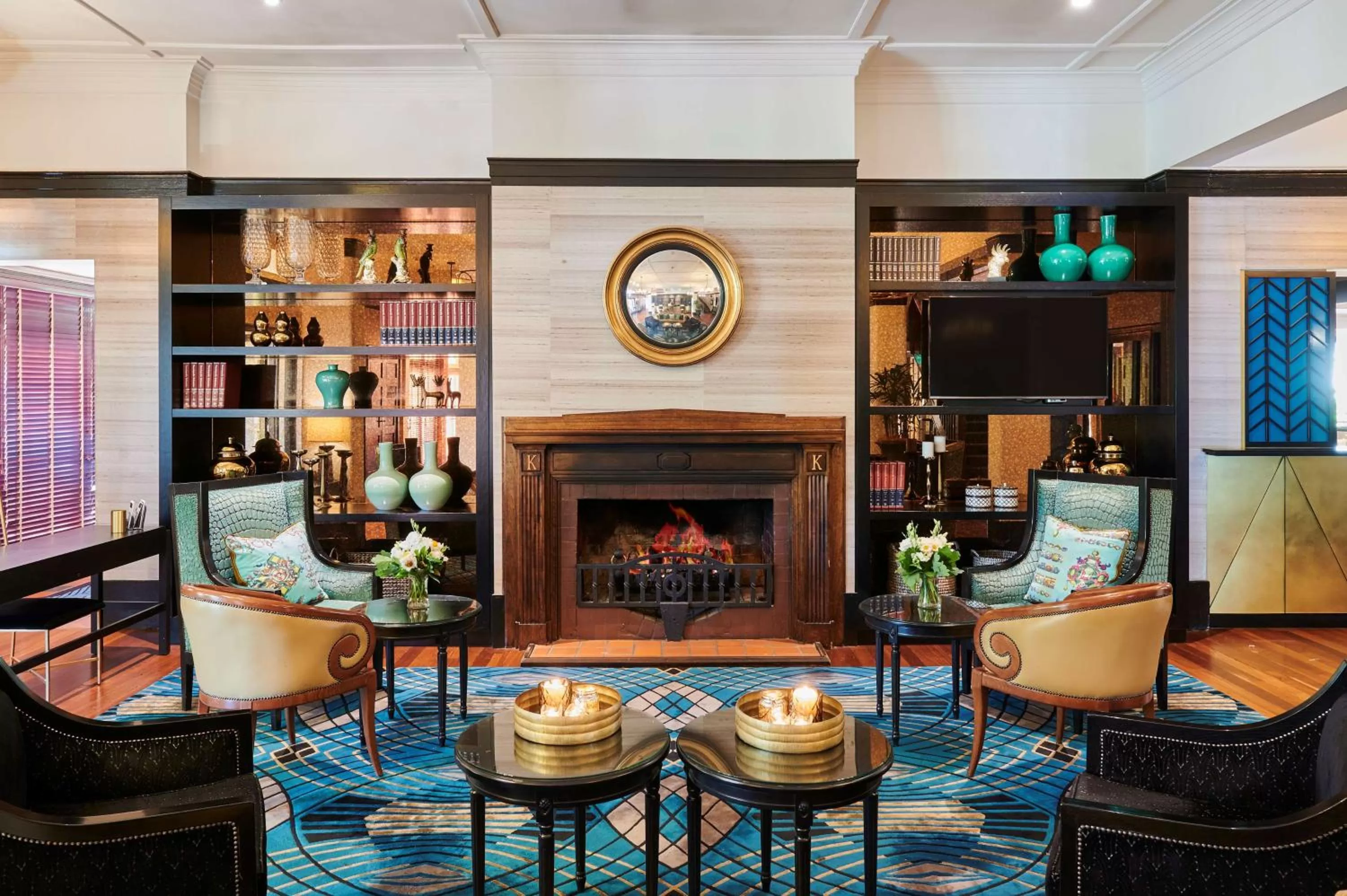 Lobby or reception in Hotel Kurrajong Canberra