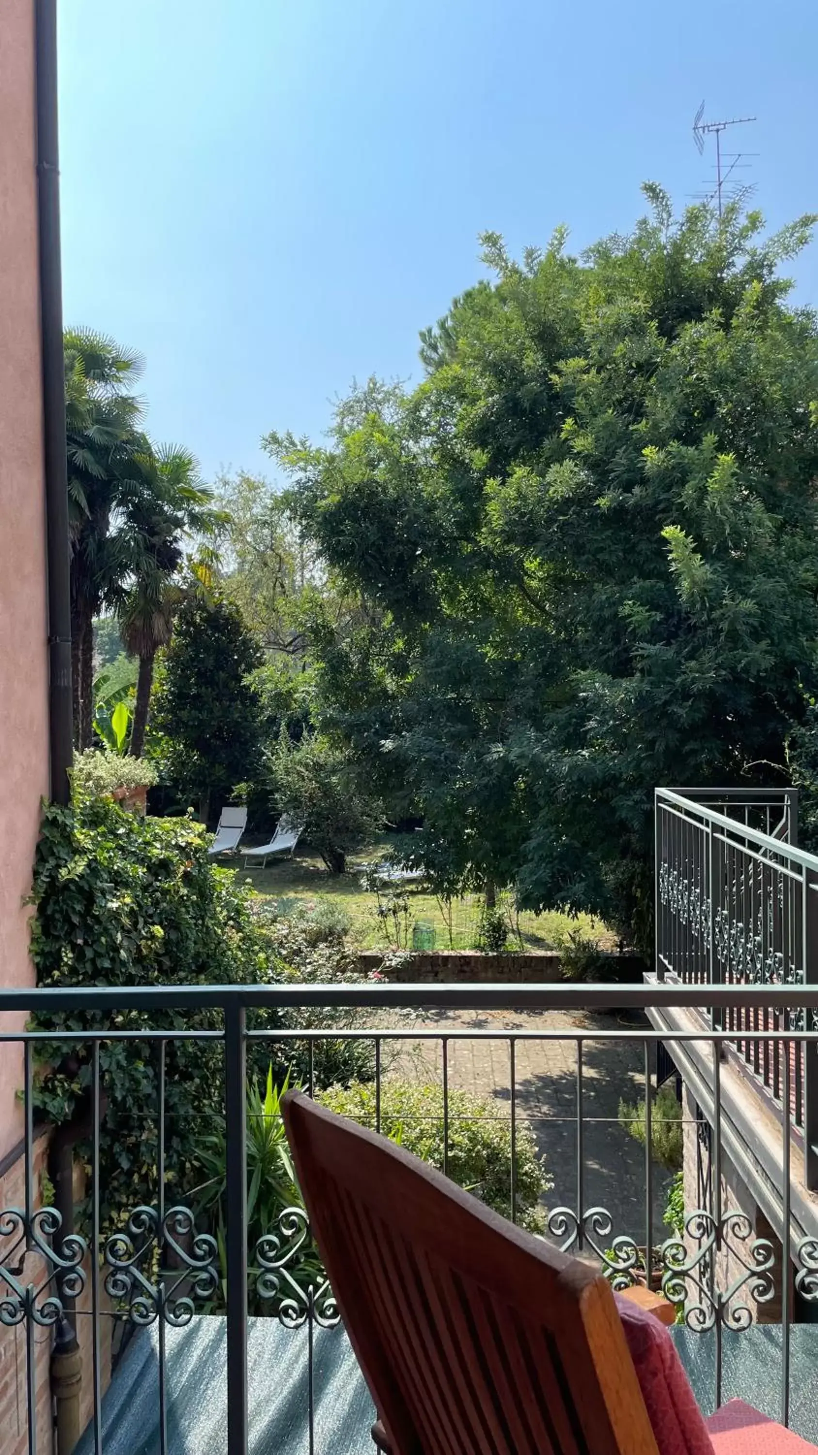 Property building, Balcony/Terrace in Ai Giardini di San Vitale