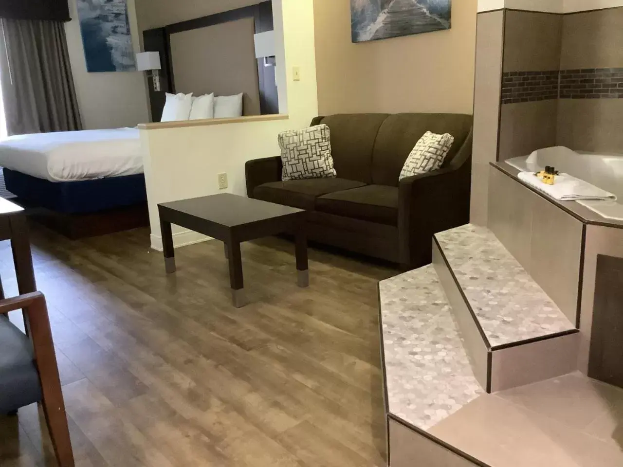 Seating Area in Best Western Plus Madison
