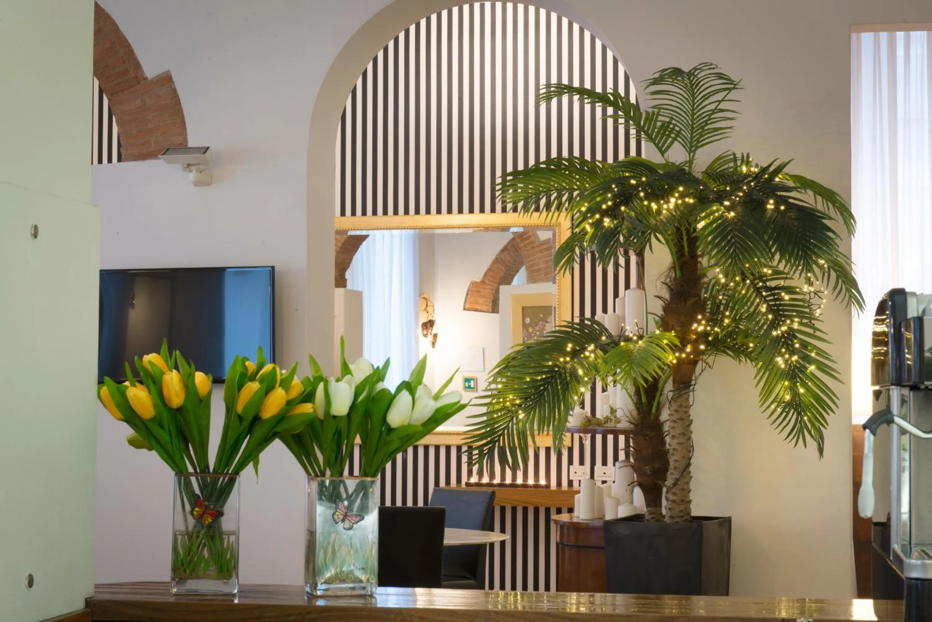 Decorative detail in Hotel De La Pace, Sure Hotel Collection by Best Western