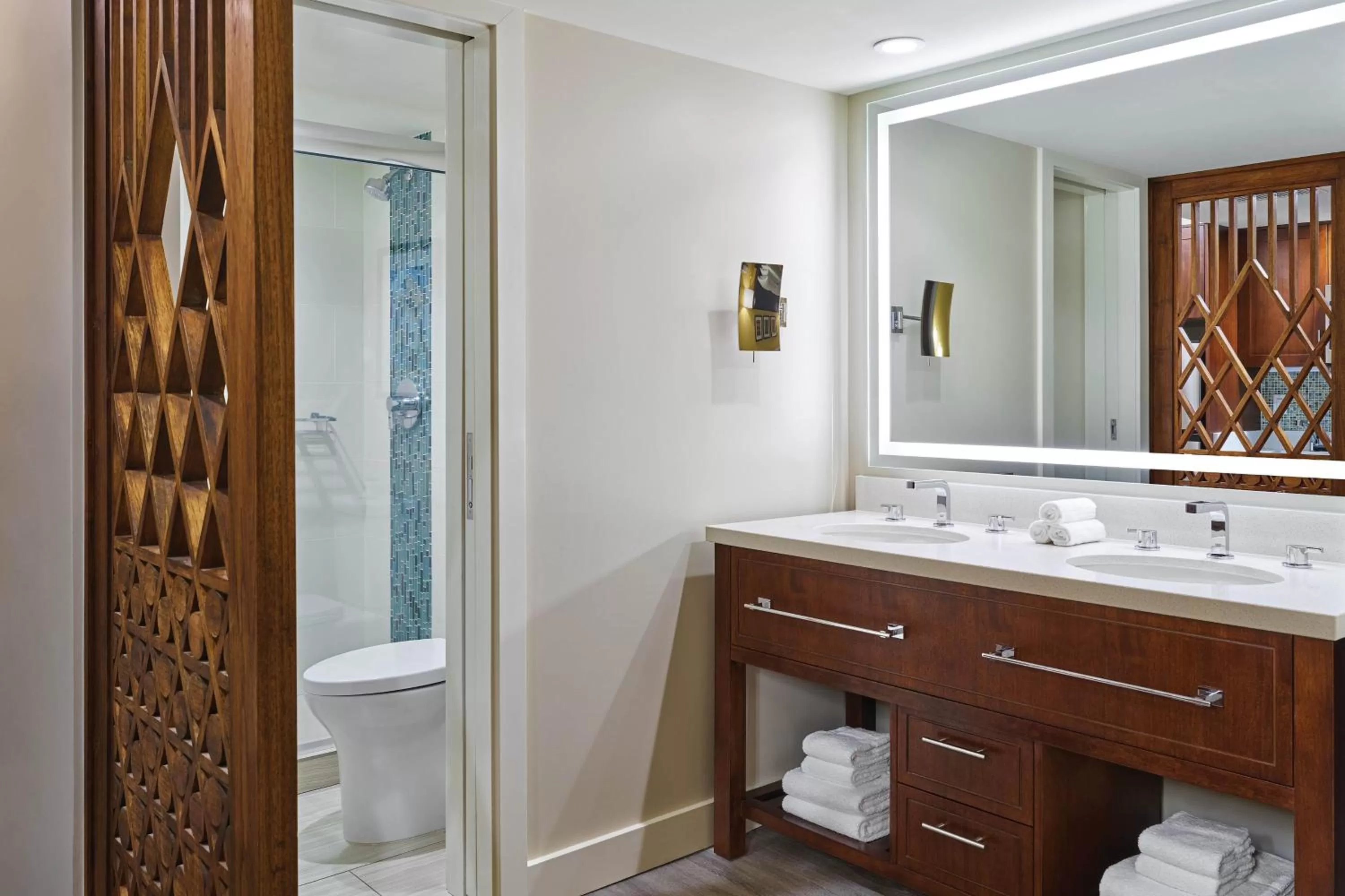 Bathroom in Sheraton Kauai Resort Villas