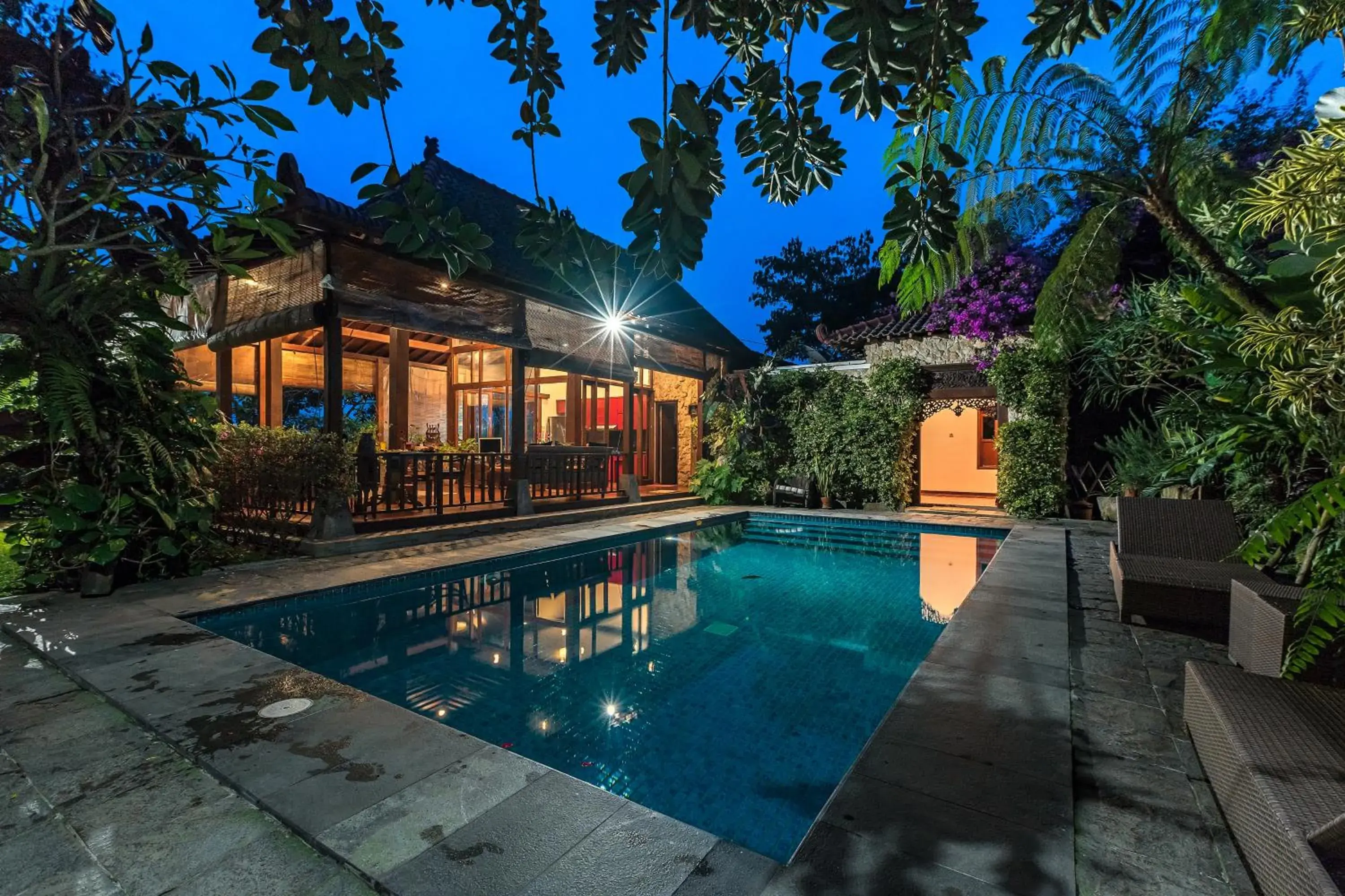 Property building, Swimming Pool in Villa Mulyono