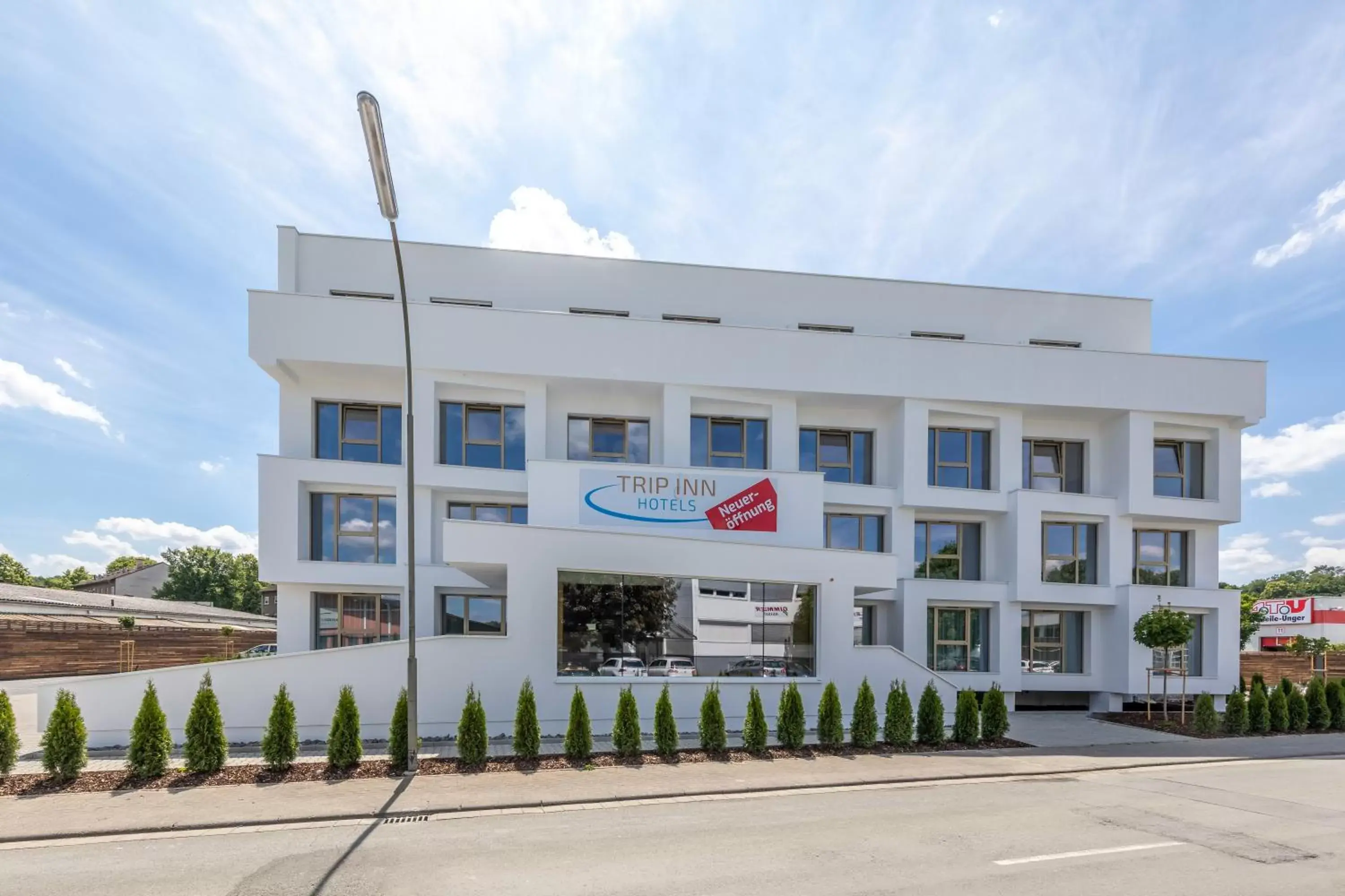 Facade/entrance, Property Building in Trip Inn Conference Hotel & Suites