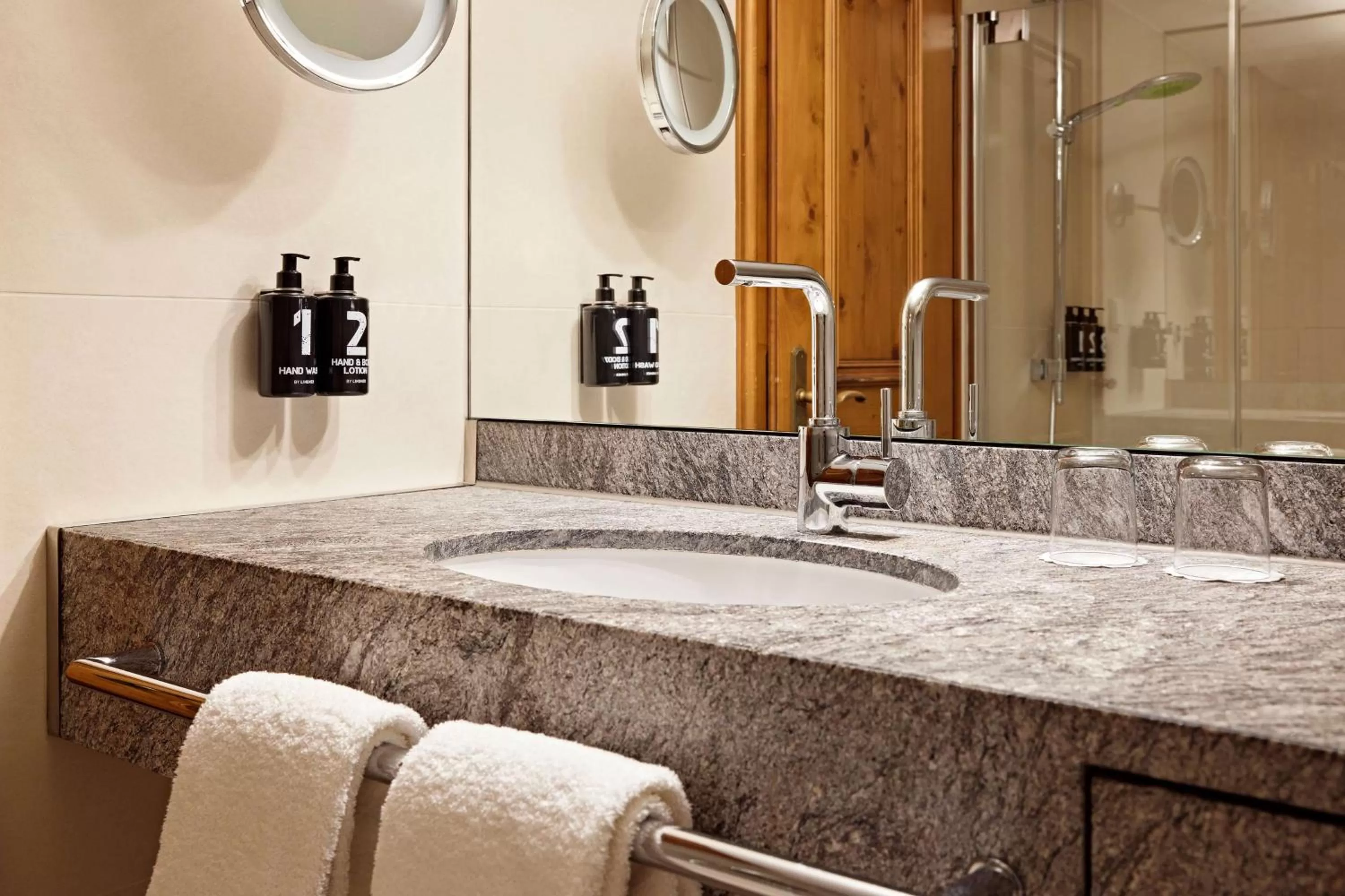 Bathroom in Parkhotel Oberstaufen