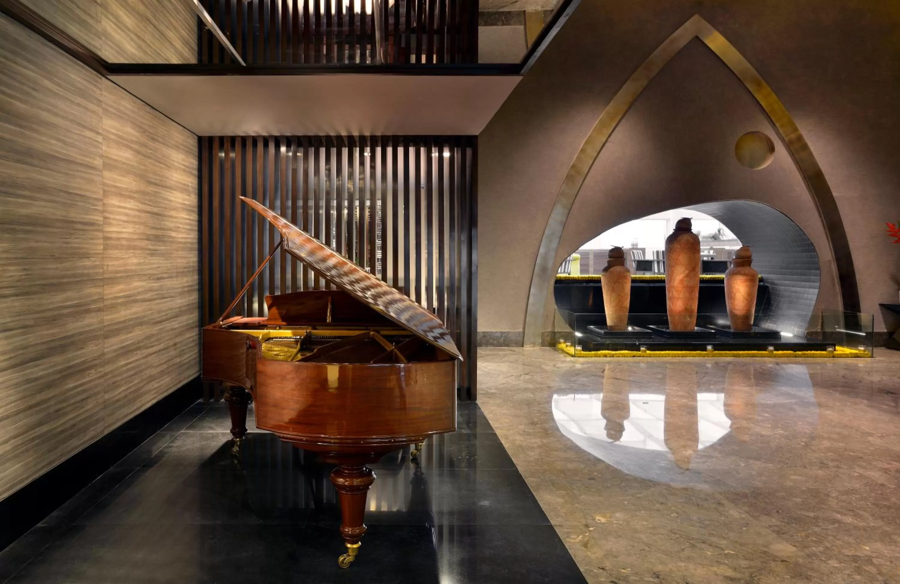 Lobby or reception in The Lalit Great Eastern Kolkata