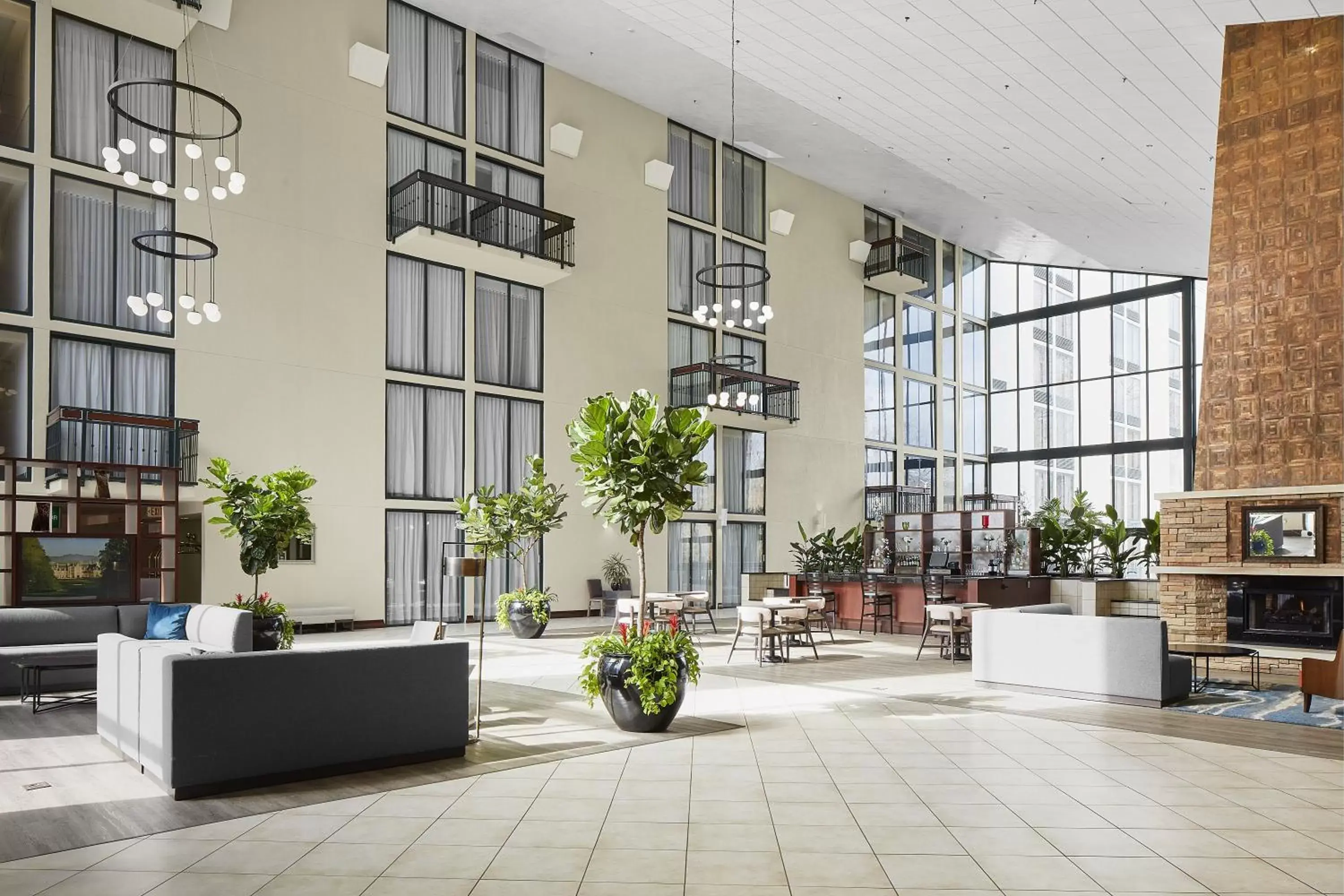 Property building in Holiday Inn Asheville - Biltmore West by IHG Property building in Holiday Inn Asheville - Biltmore West by IHG