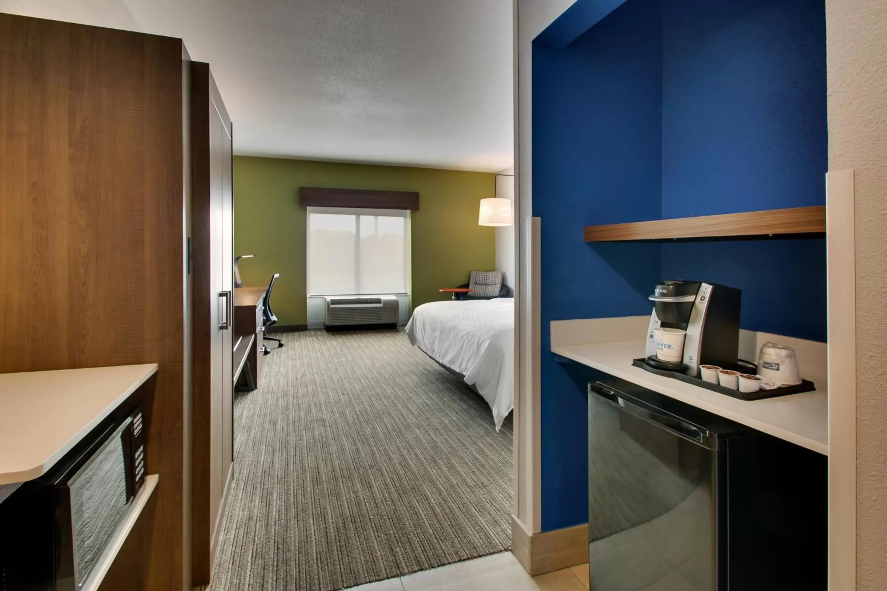Photo of the whole room in Holiday Inn Express Hotel & Suites Jacksonville North-Fernandina, an IHG Hotel
