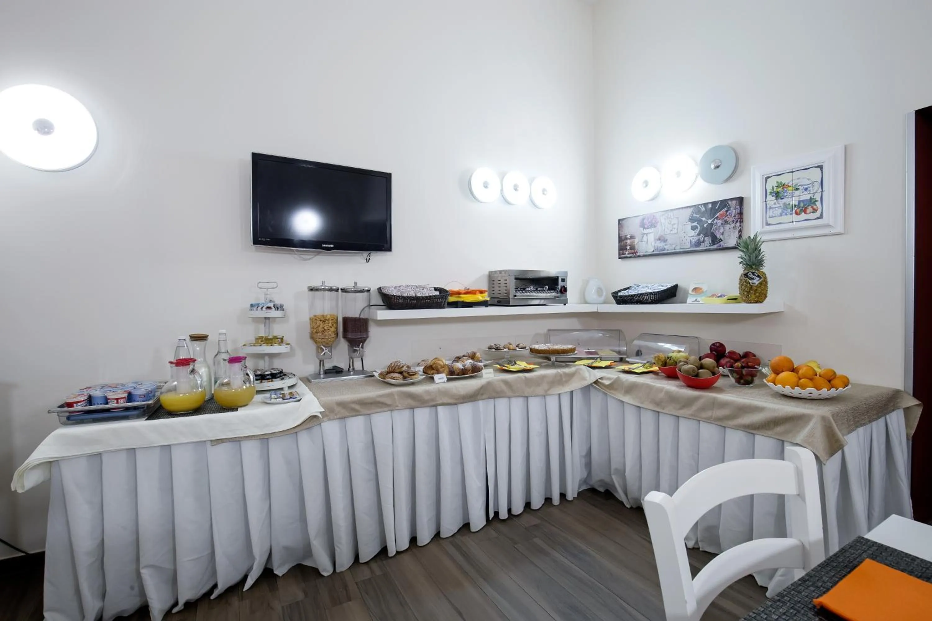 Breakfast in Hotel Bruman Salerno