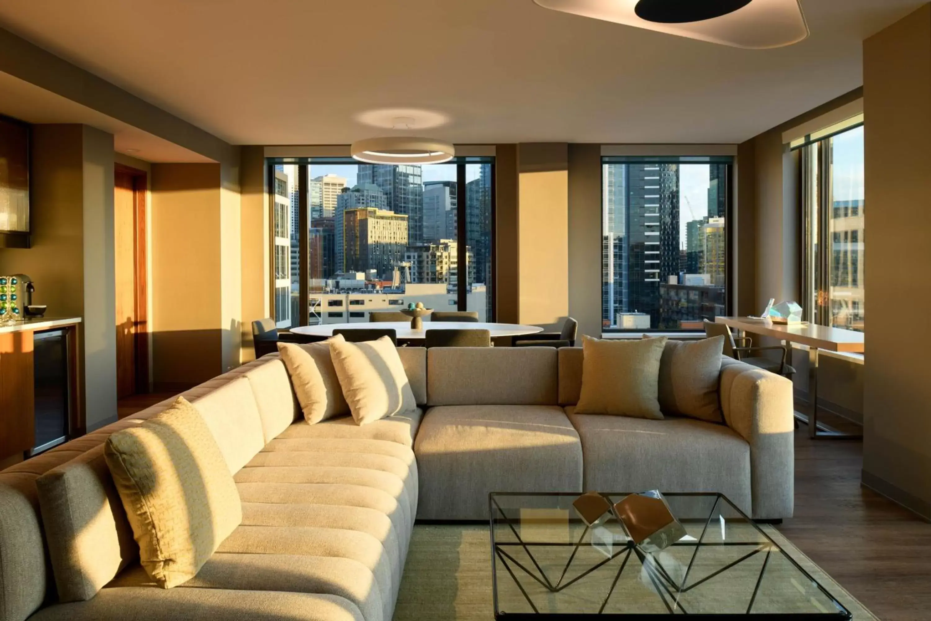 Living room, Seating Area in Astra Hotel, Seattle, A Tribute Portfolio Hotel by Marriott