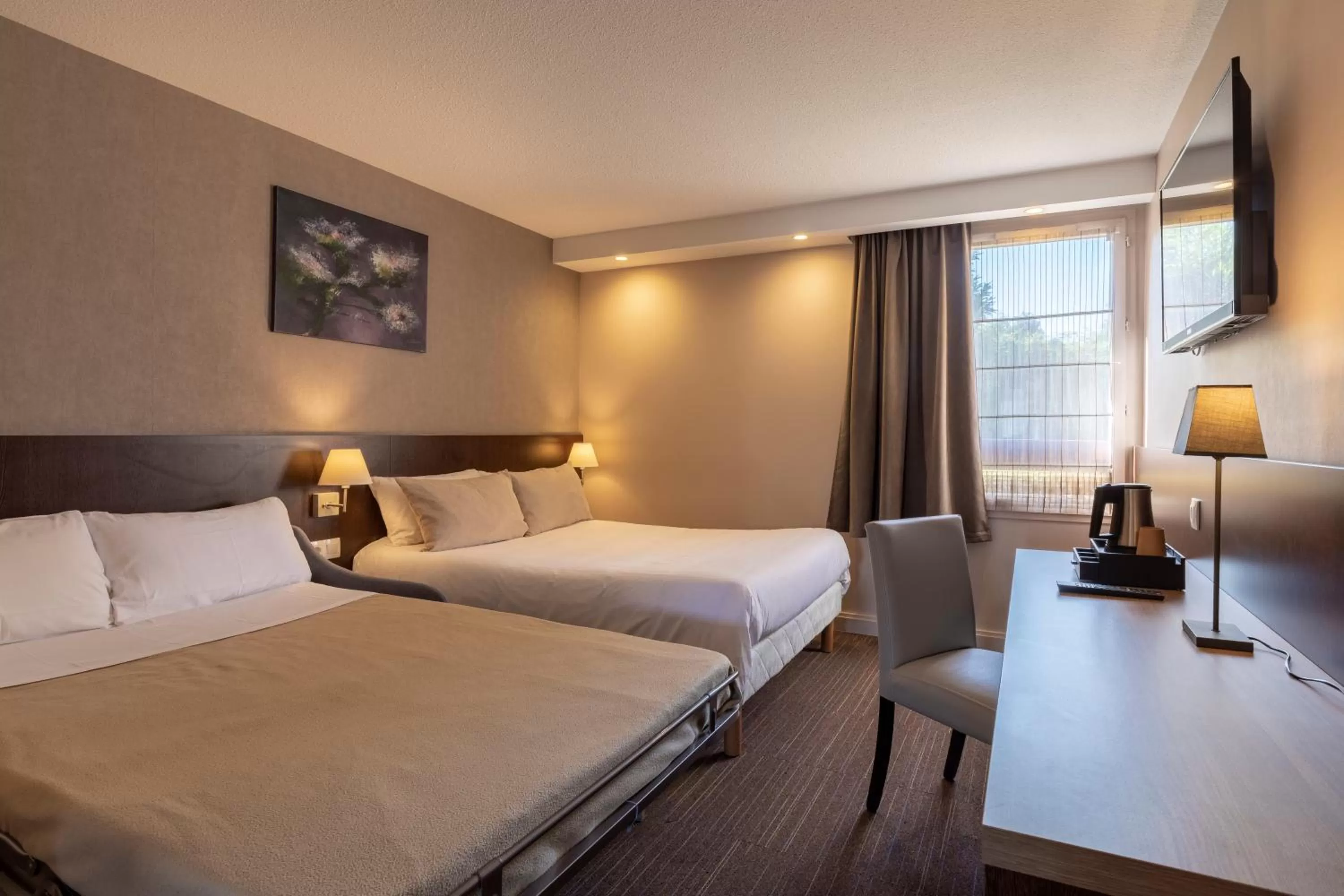 Bed in The Originals City, Hôtel Limoges Sud Feytiat