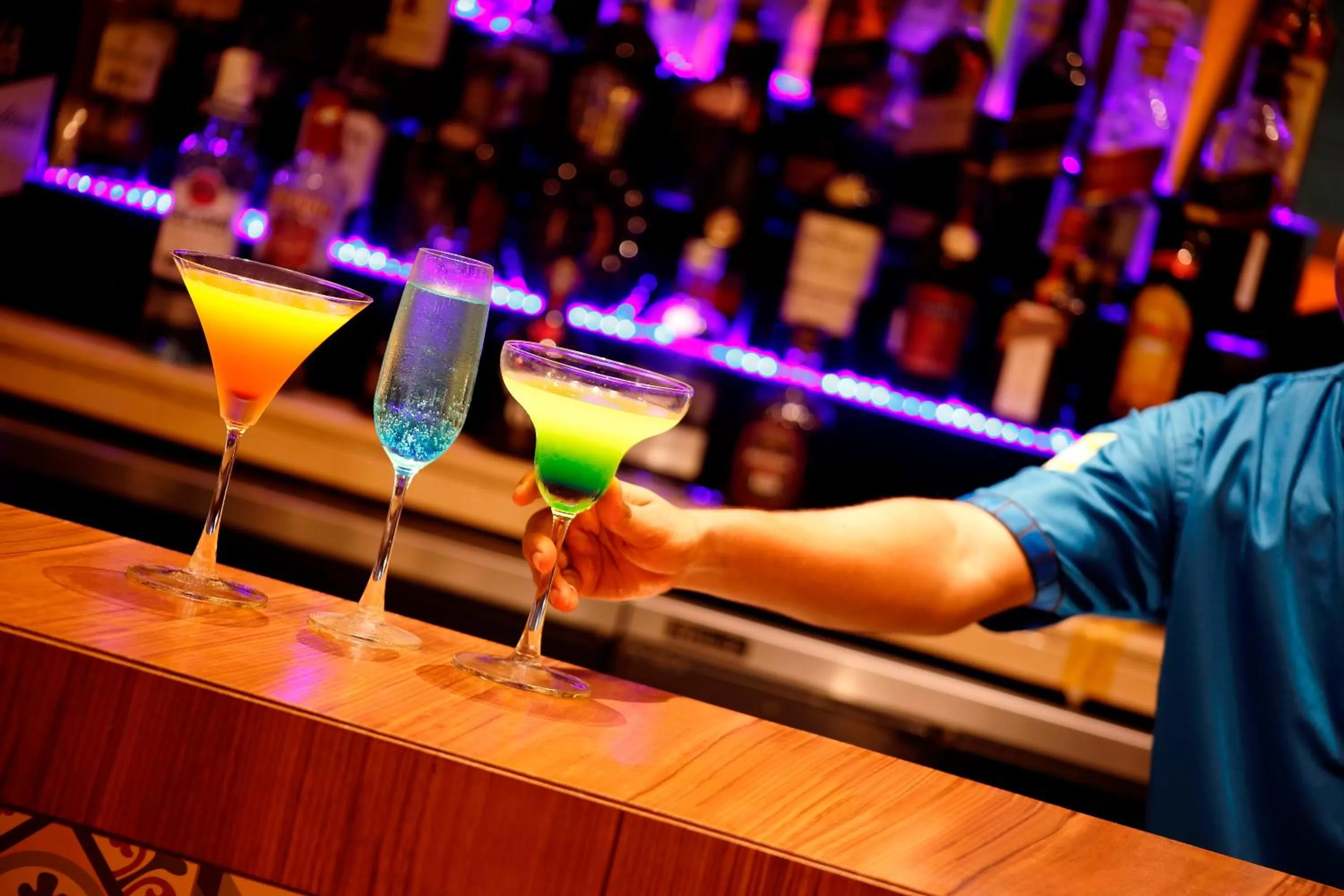 Lounge or bar in ibis Styles Goa Calangute - An Accor Brand