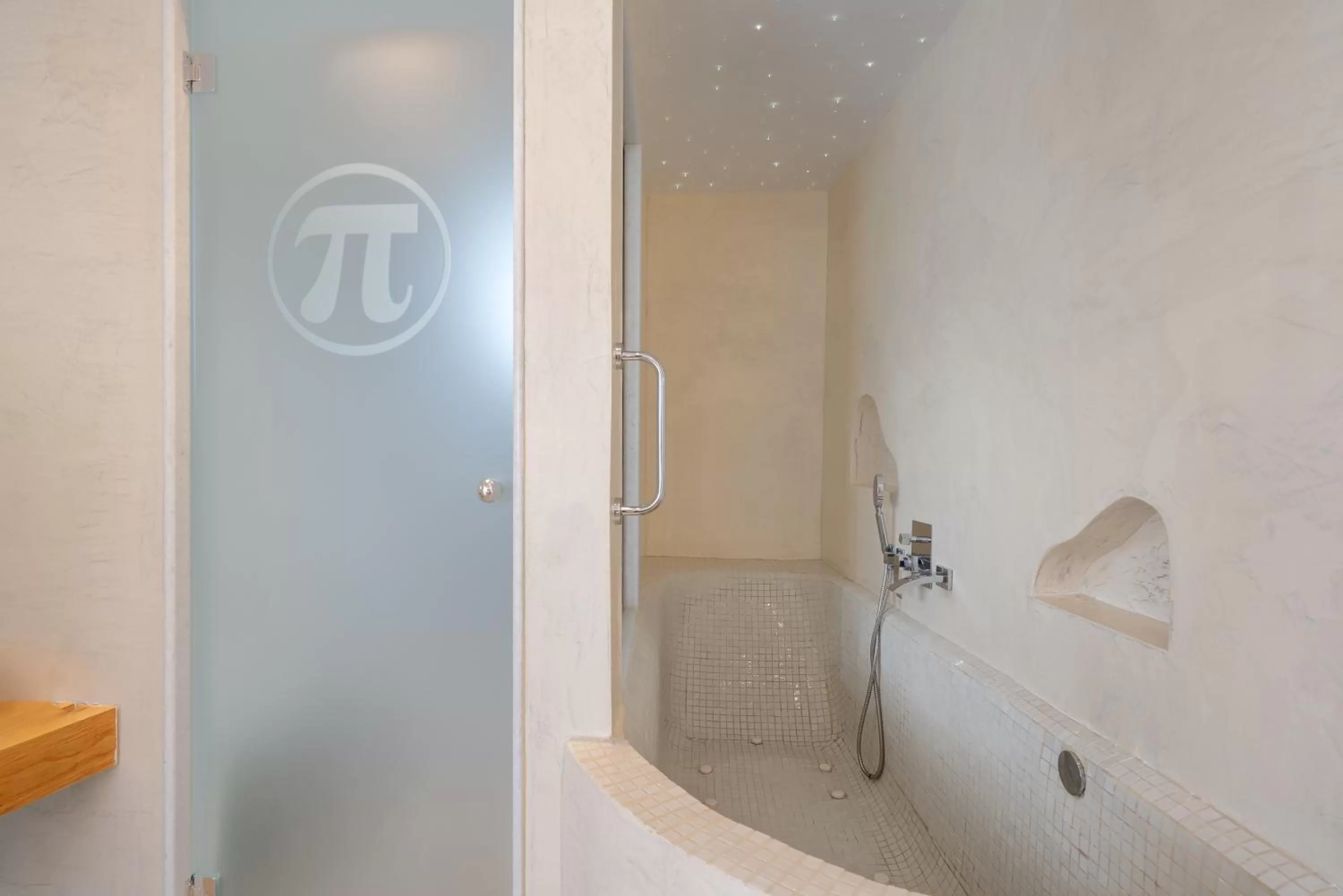 Bath in Polis of Naxos