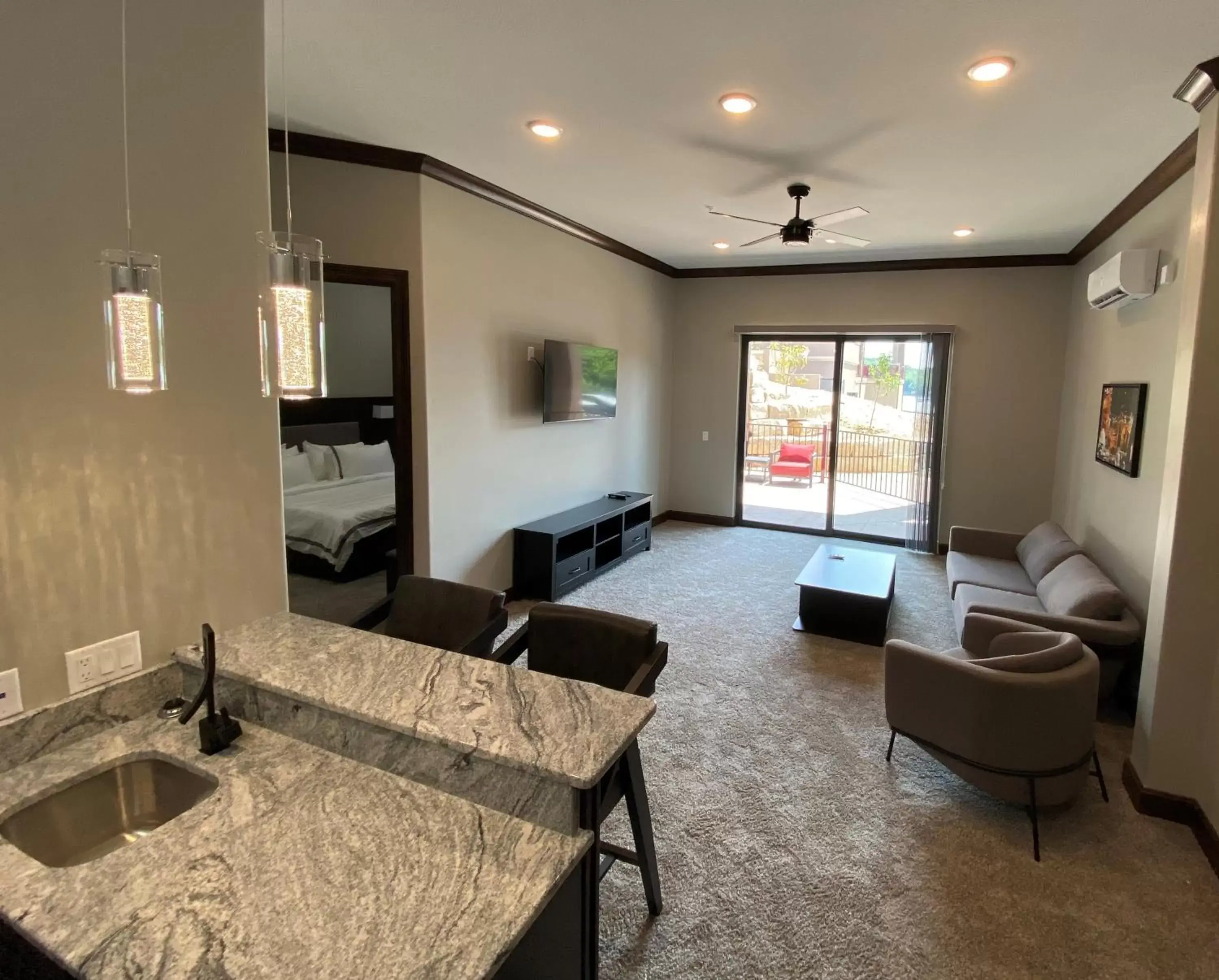 Living room, Bed in The Resort at Lake of the Ozarks Living room, Bed in The Resort at Lake of the Ozarks