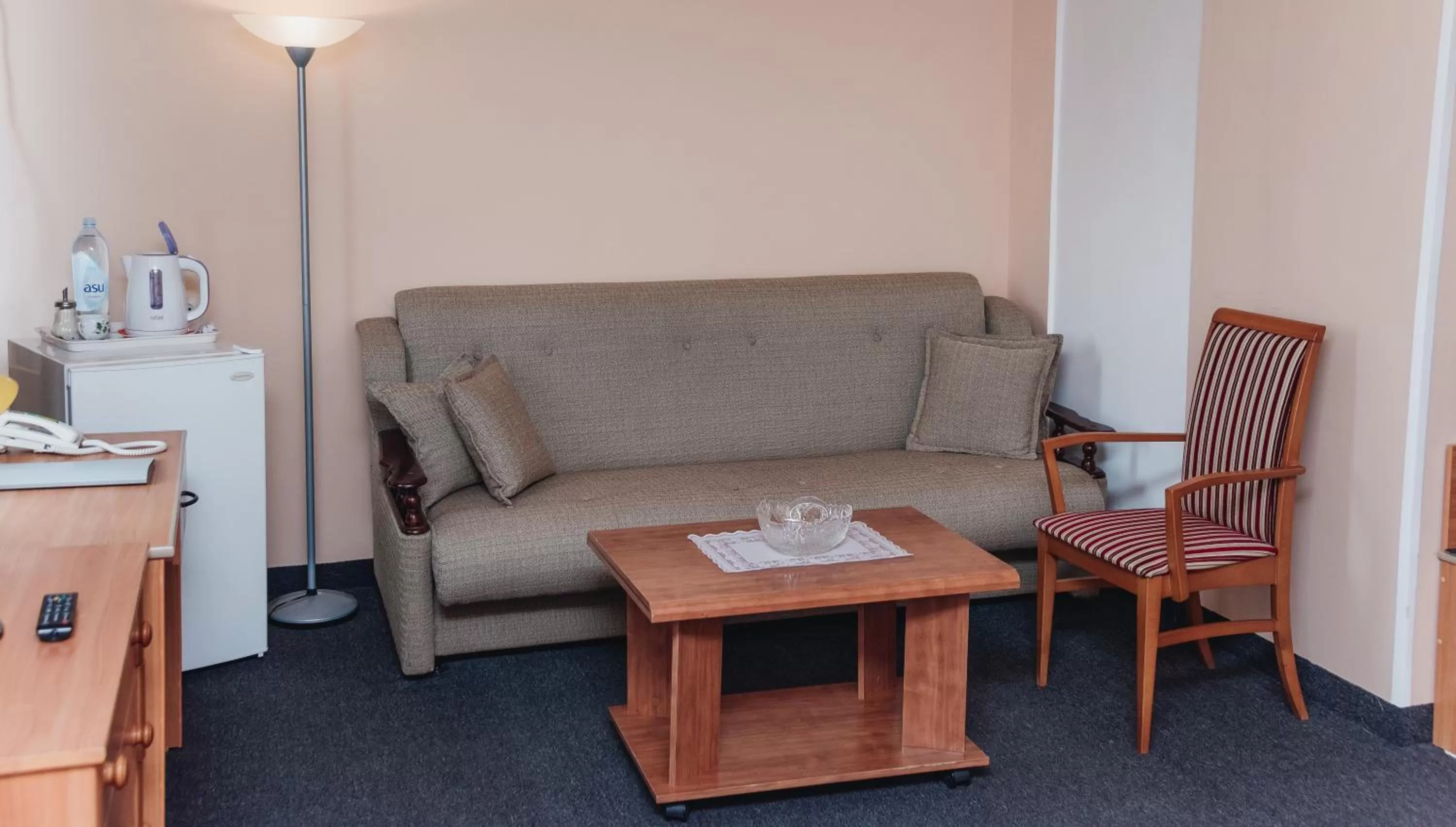 Living room in Aktobe Hotel