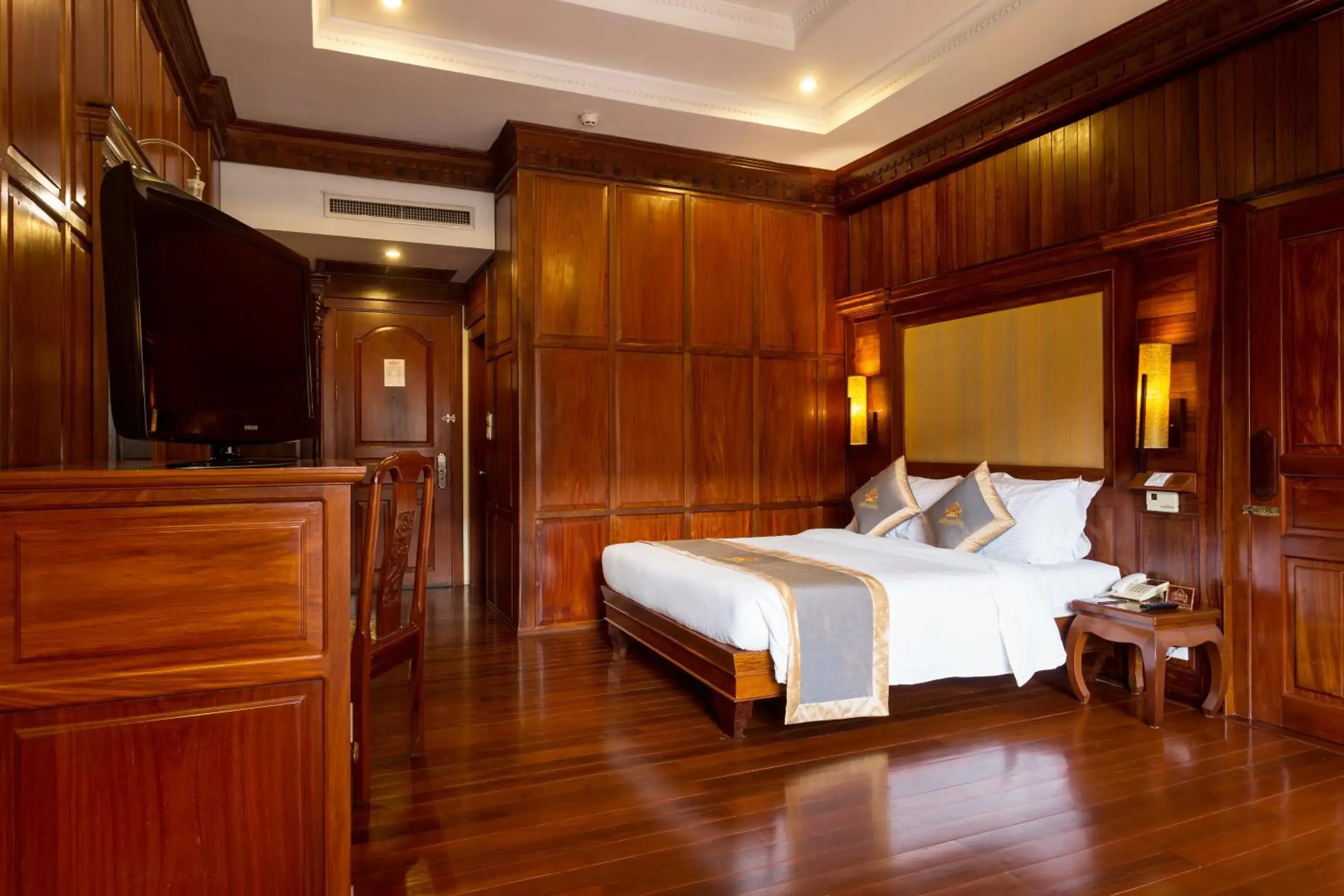 Bedroom, Bed in Empress Residence Resort and Spa