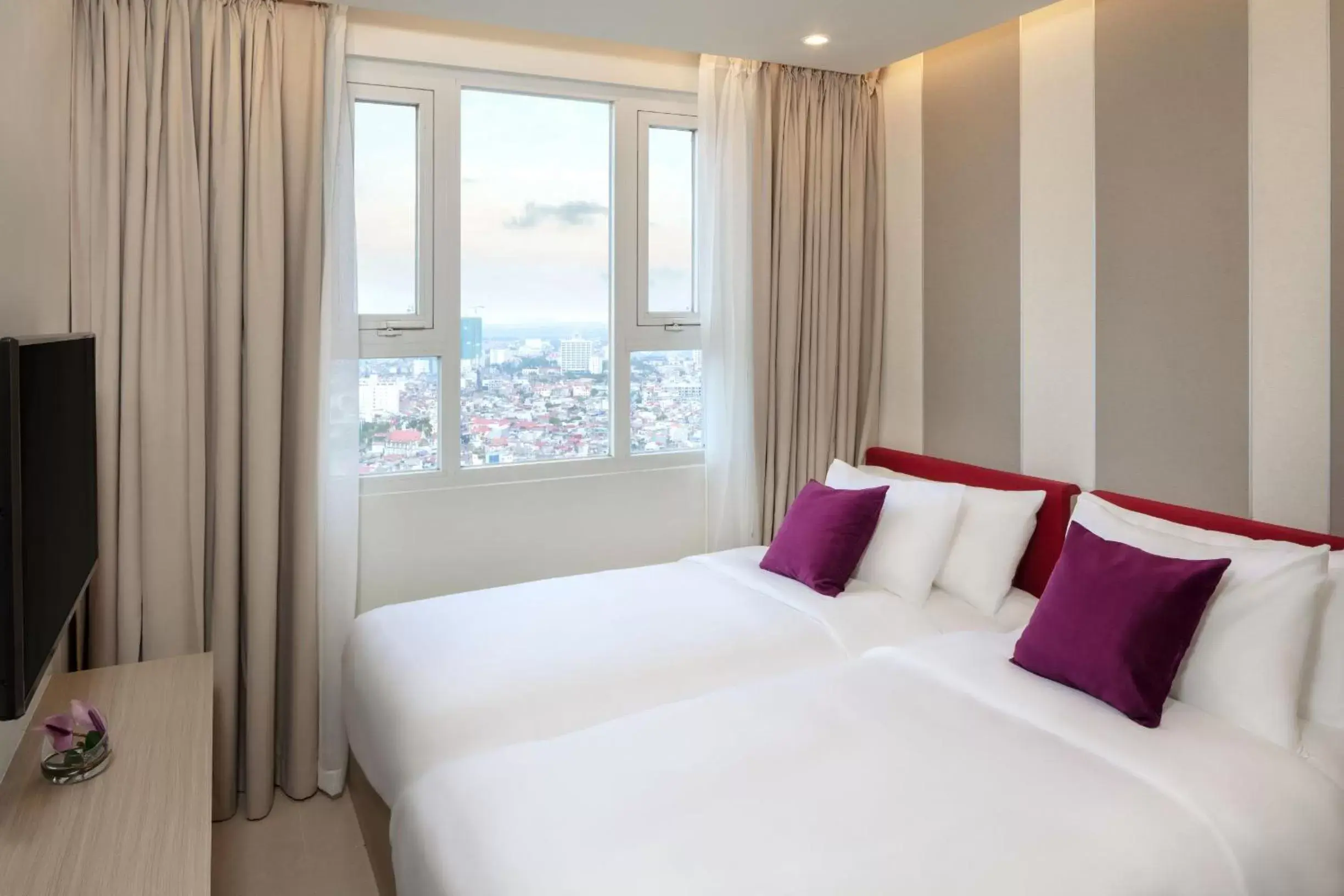 Bed in Mercure Hai Phong