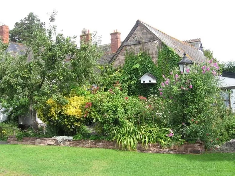 Property building, Garden in Steps Farmhouse B&B