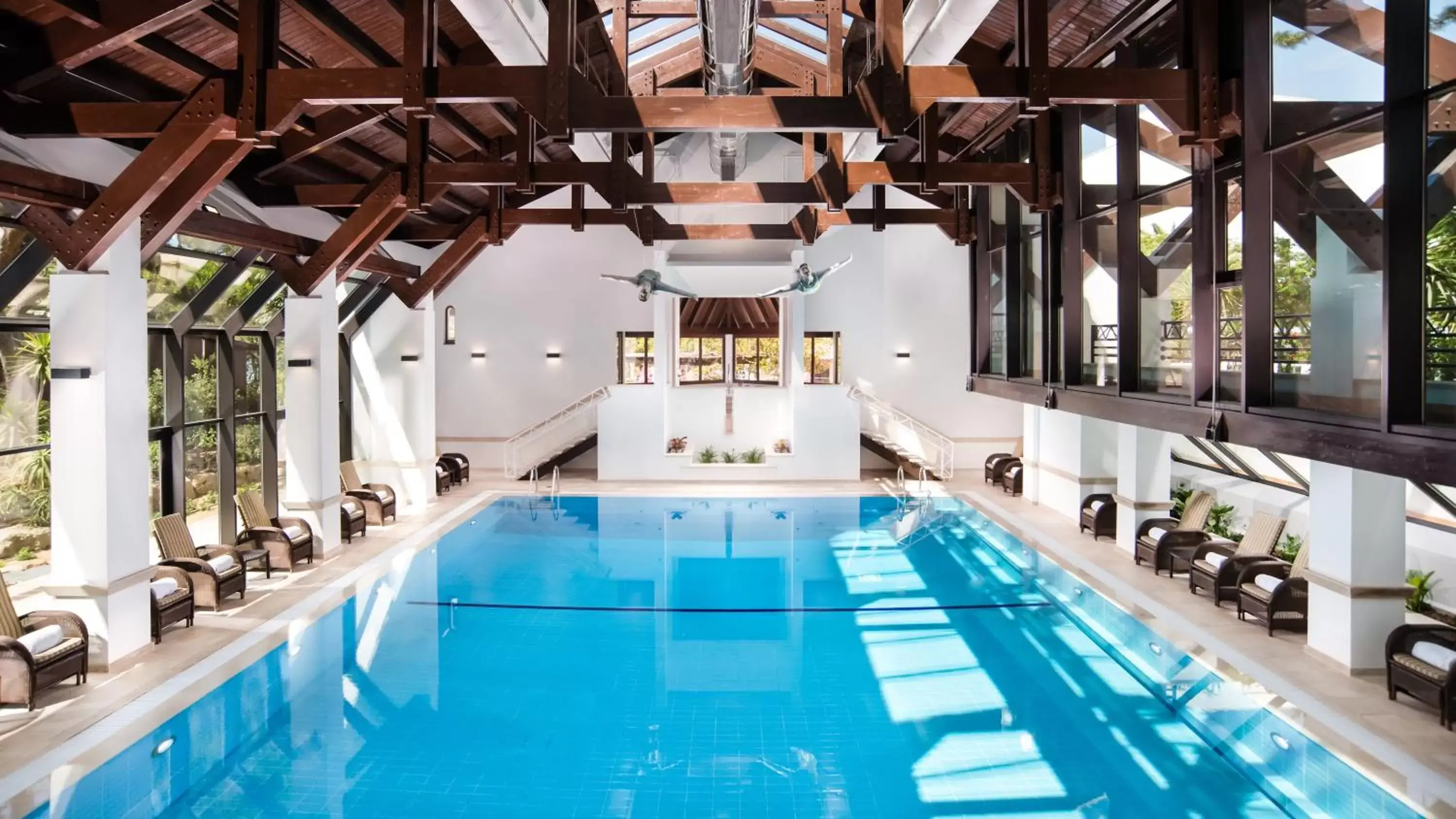 Swimming pool in Pine Cliffs Gardens Swimming pool in Pine Cliffs Gardens