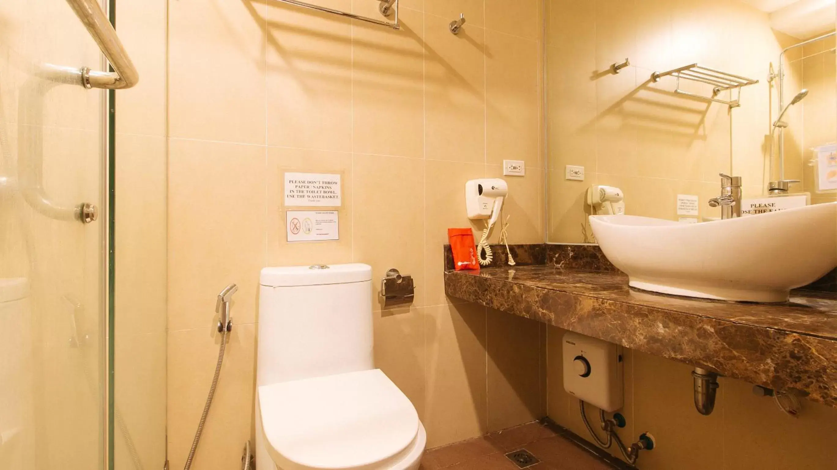 Toilet, Bathroom in RedDoorz Premium @ West Avenue Quezon City