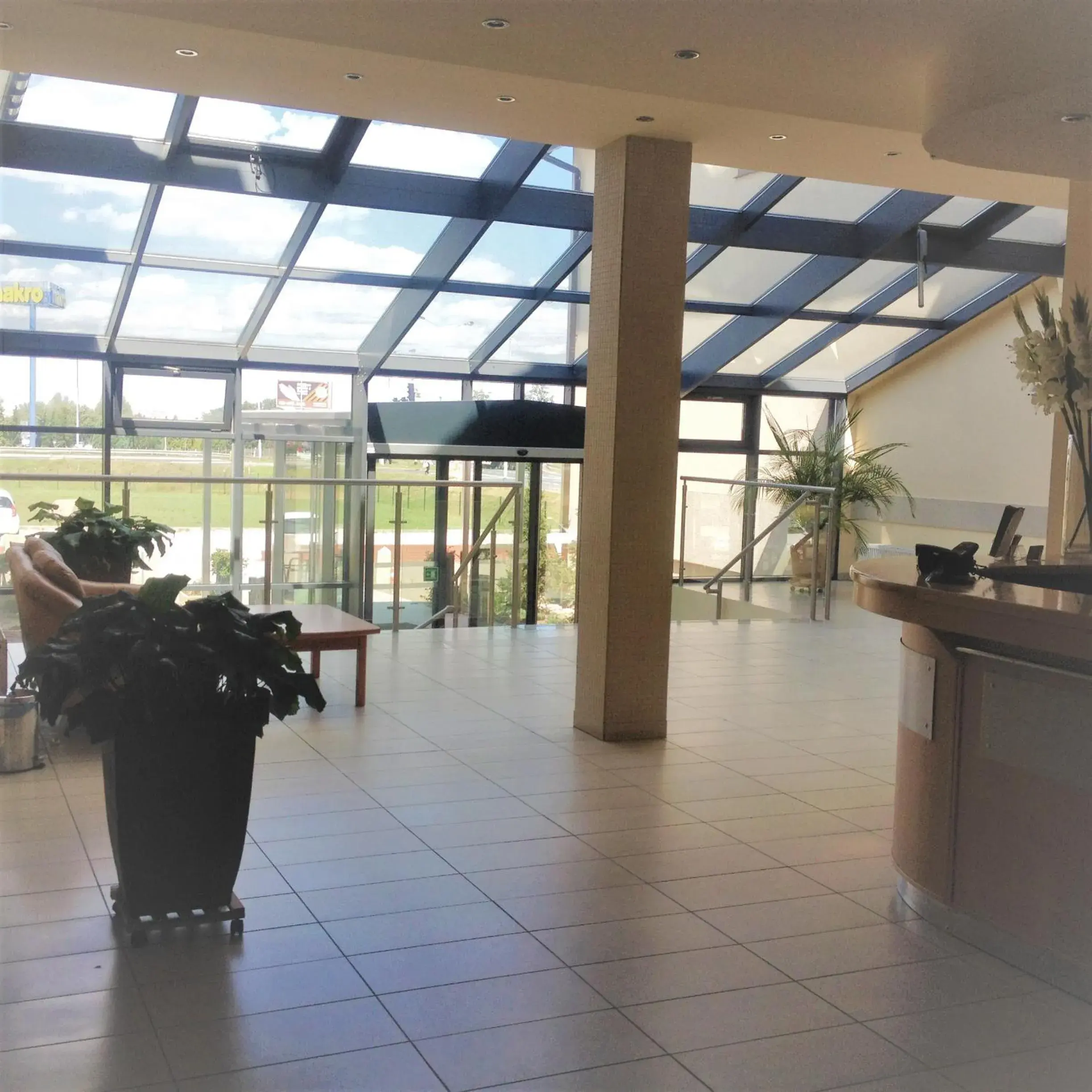 Lobby/Reception in Hotel Bielany