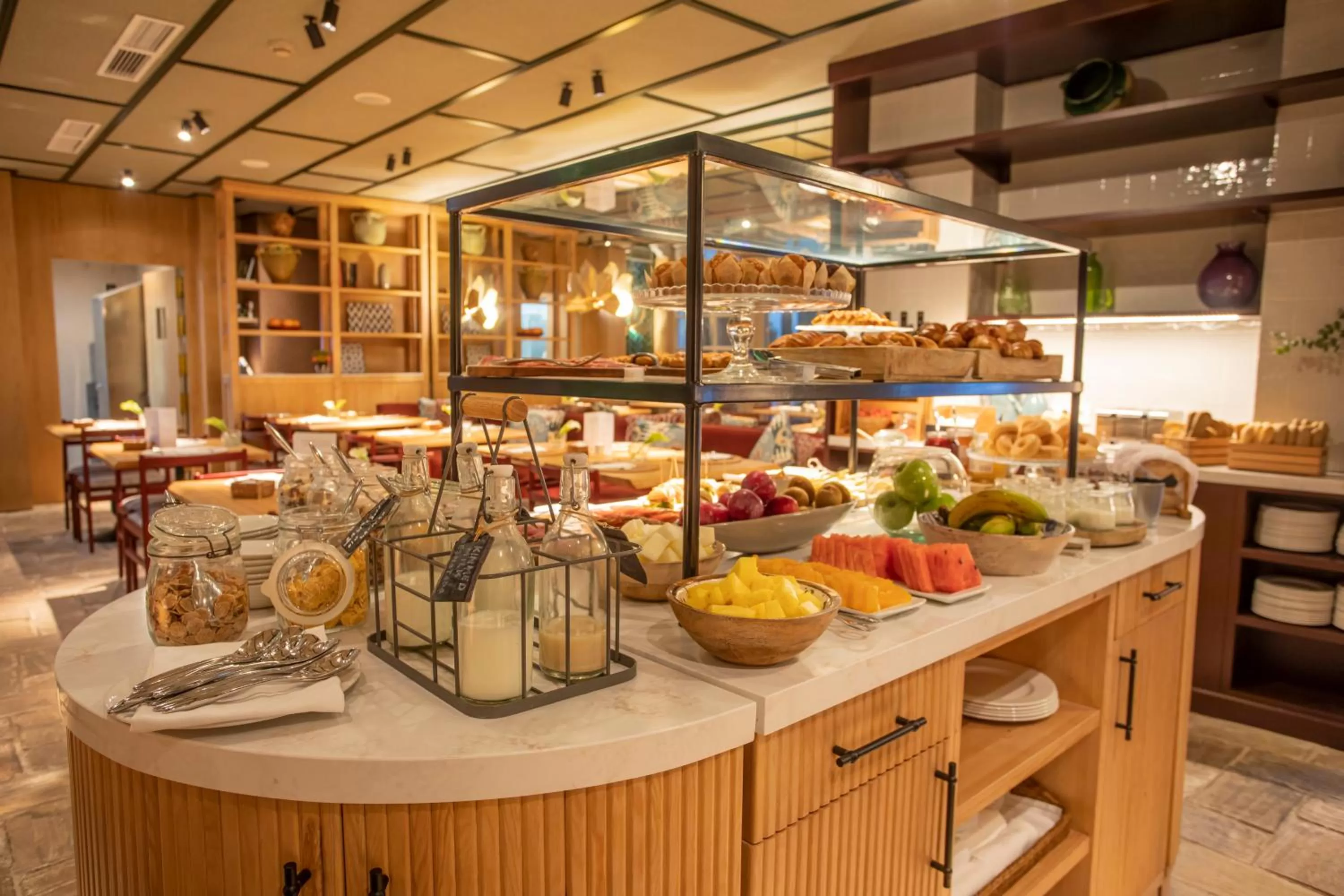 Breakfast in Hospes Las Casas del Rey de Baeza, a Member of Design Hotels