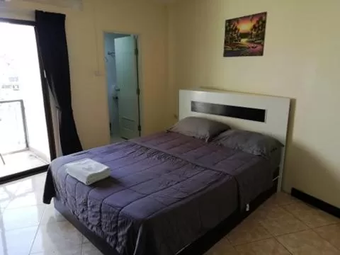 Standard Double Room with Balcony & Pool View in Dania