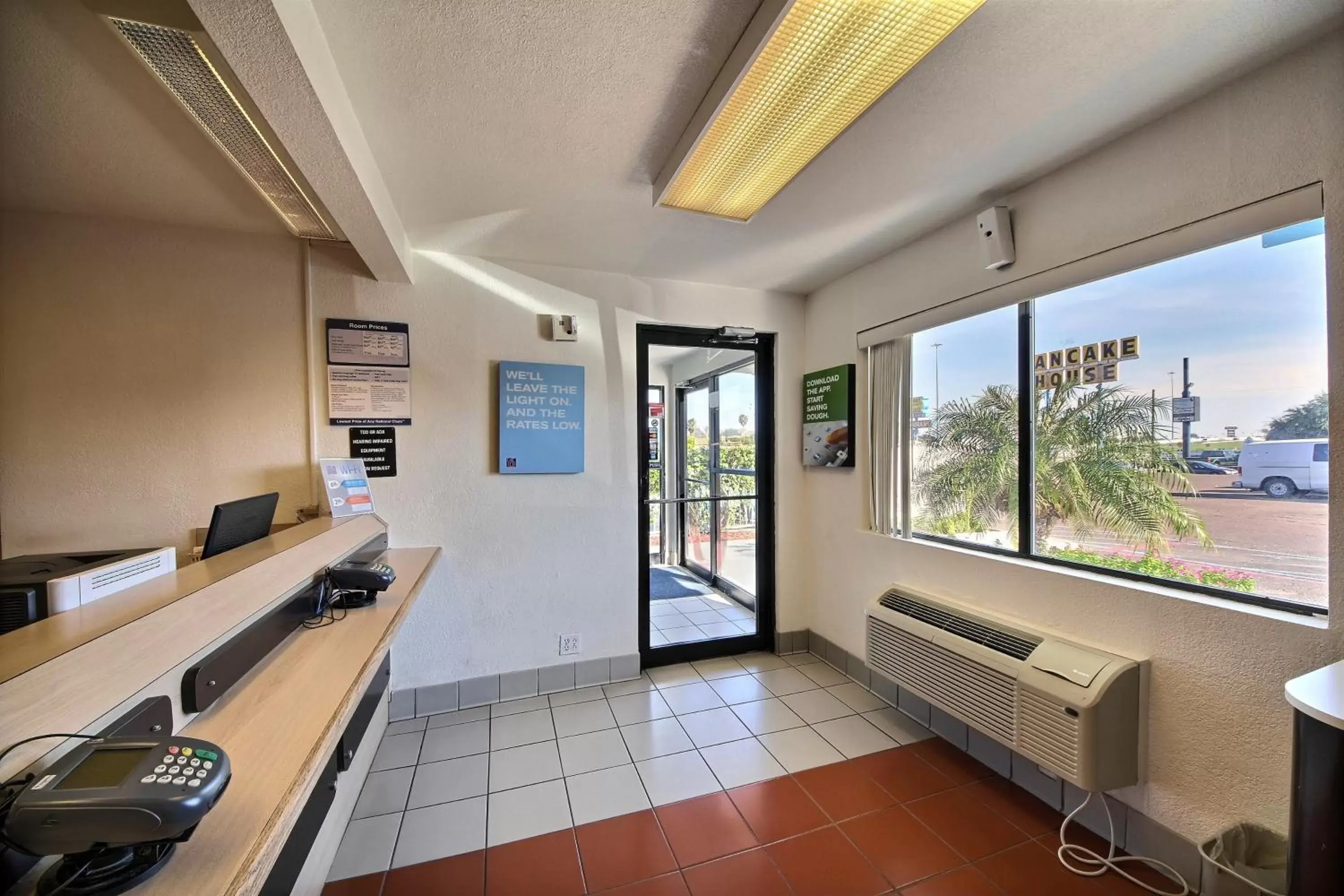 Lobby or reception in Motel 6-Laredo, TX - South Lobby or reception in Motel 6-Laredo, TX - South