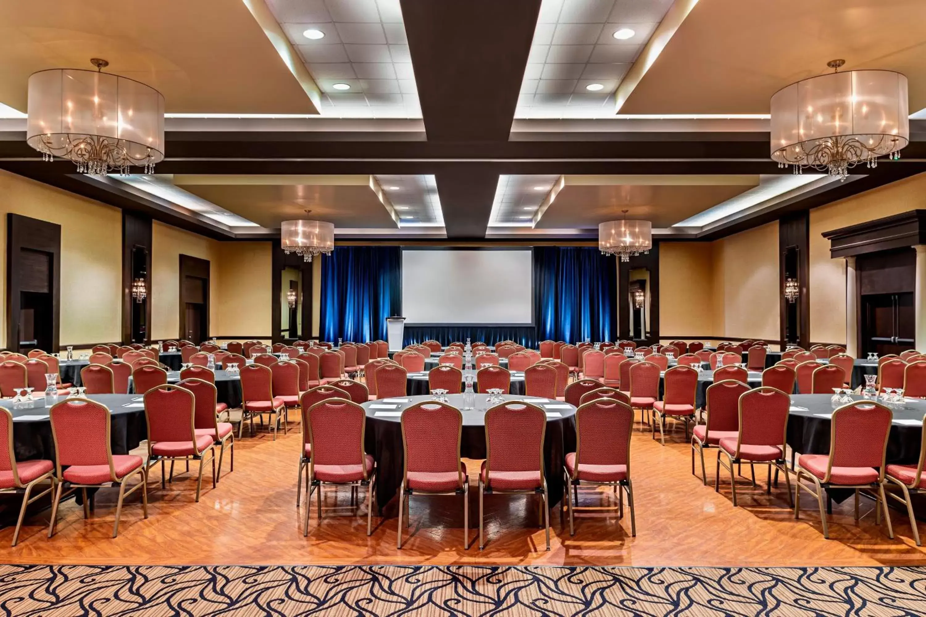 Meeting/conference room in Four Points by Sheraton London