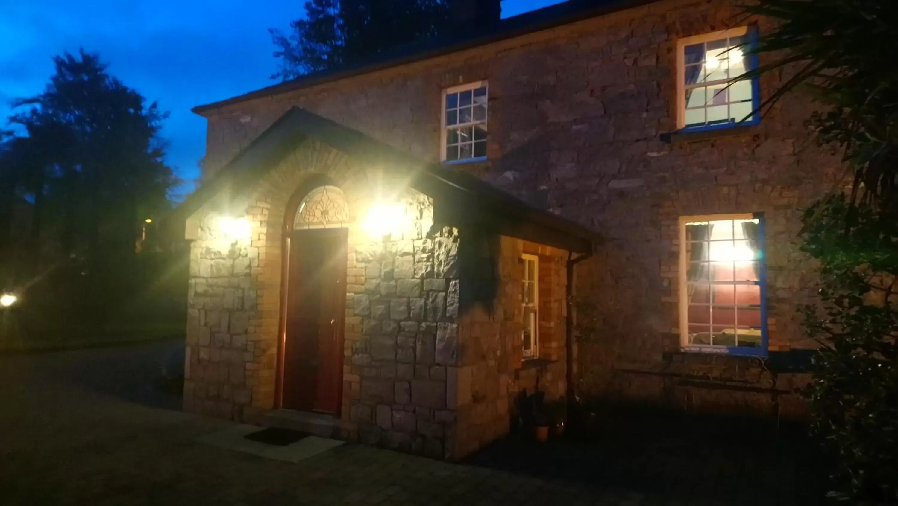 Facade/entrance, Property Building in Knockaderry House