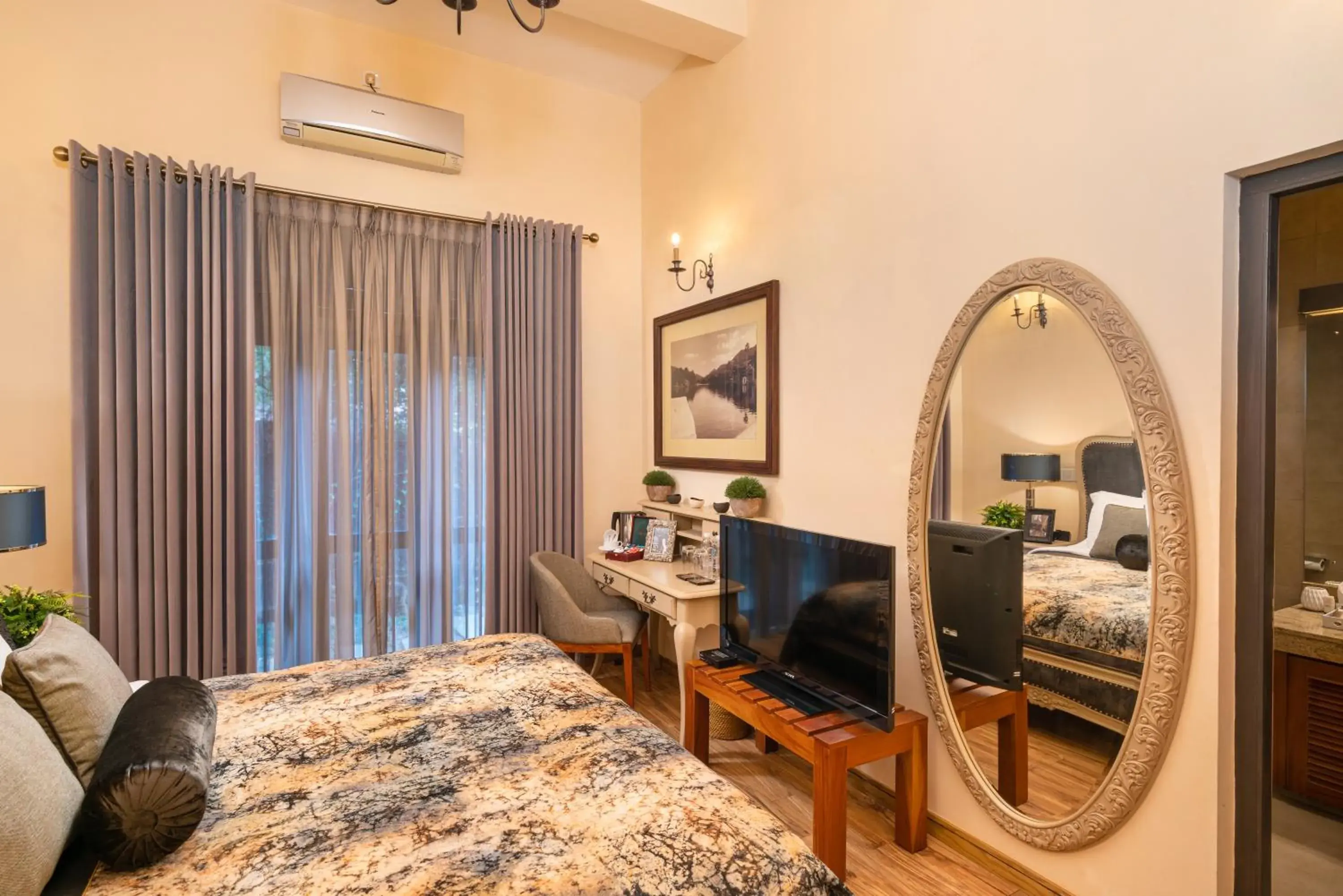 TV and multimedia, Bed in Clove Villa