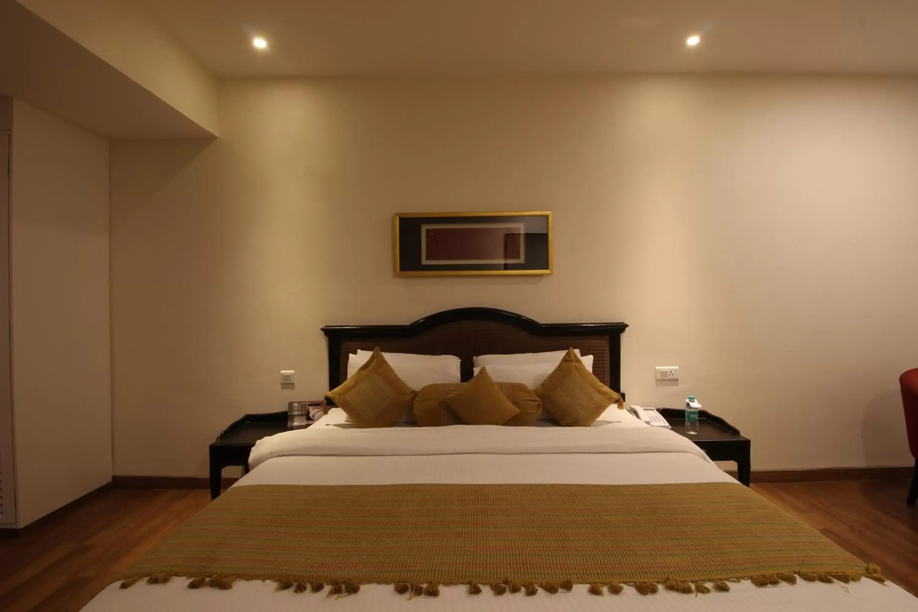 Bed in Hotel Minerva Grand Secunderabad