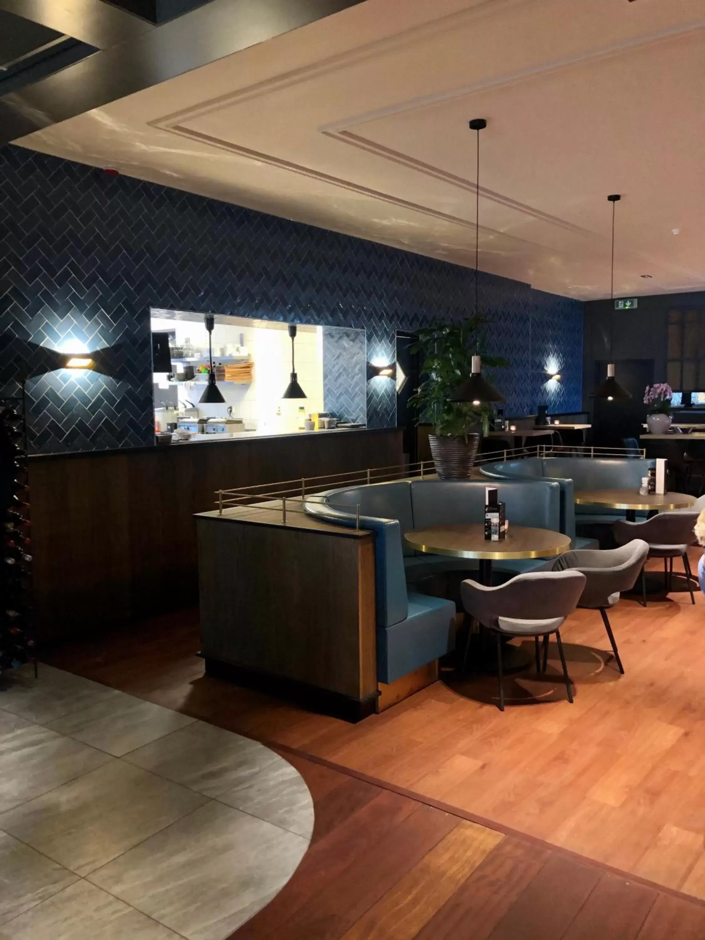 Restaurant/places to eat, Lounge/Bar in Hotel Grandcafe De Doelen