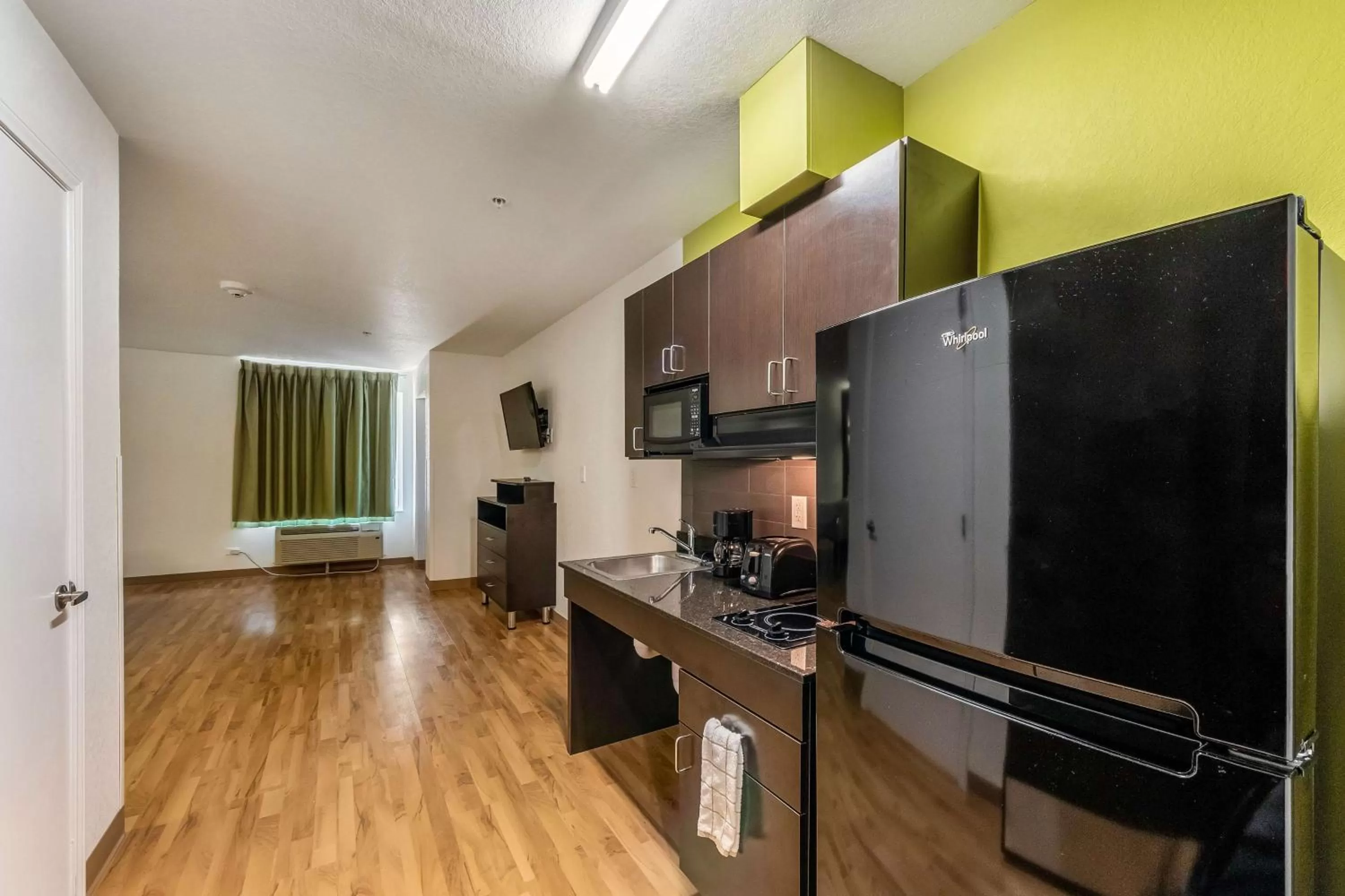 Kitchen or kitchenette in Studio 6-San Marcos, TX