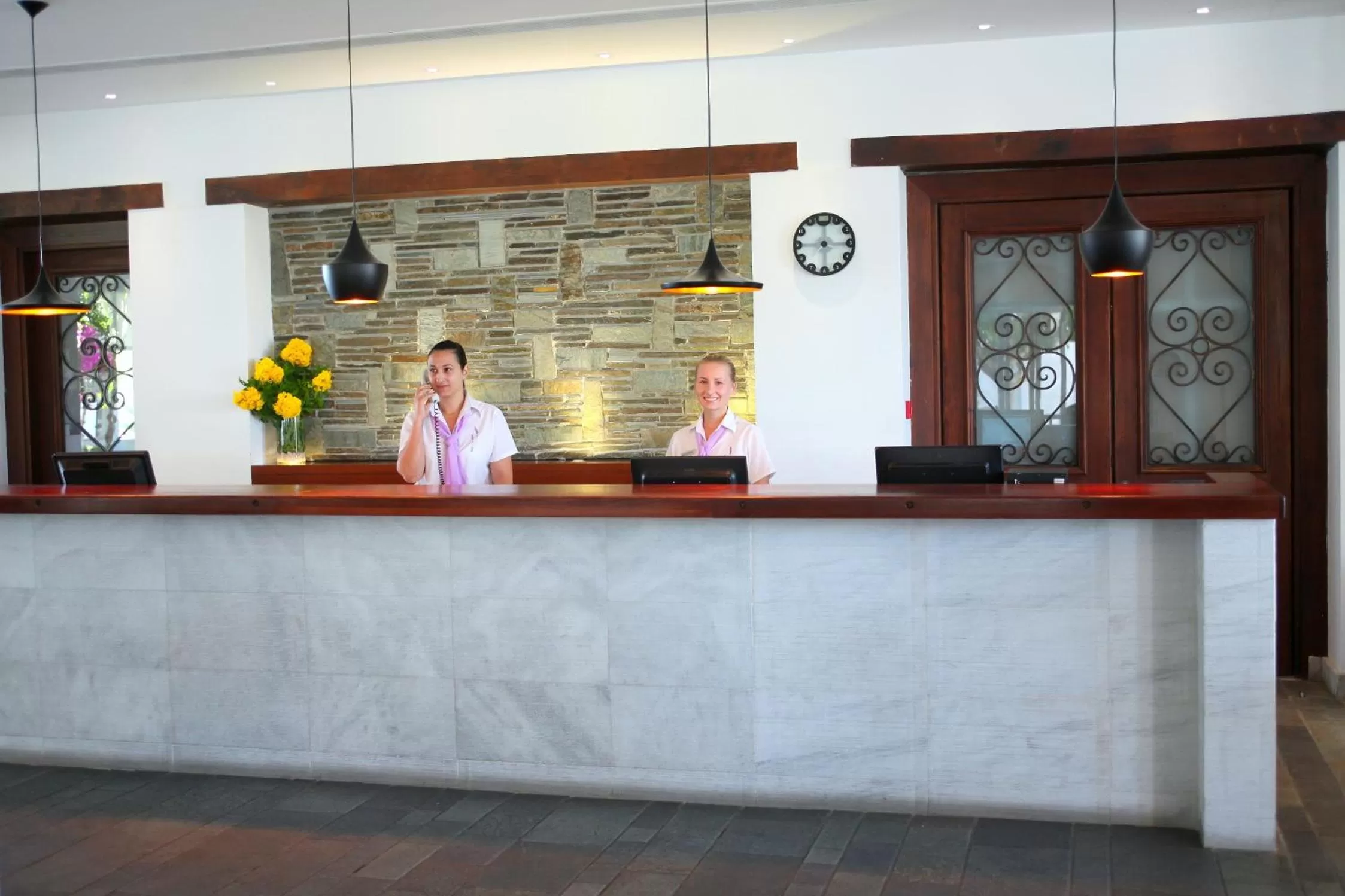 Area and facilities in Aliathon Aegean