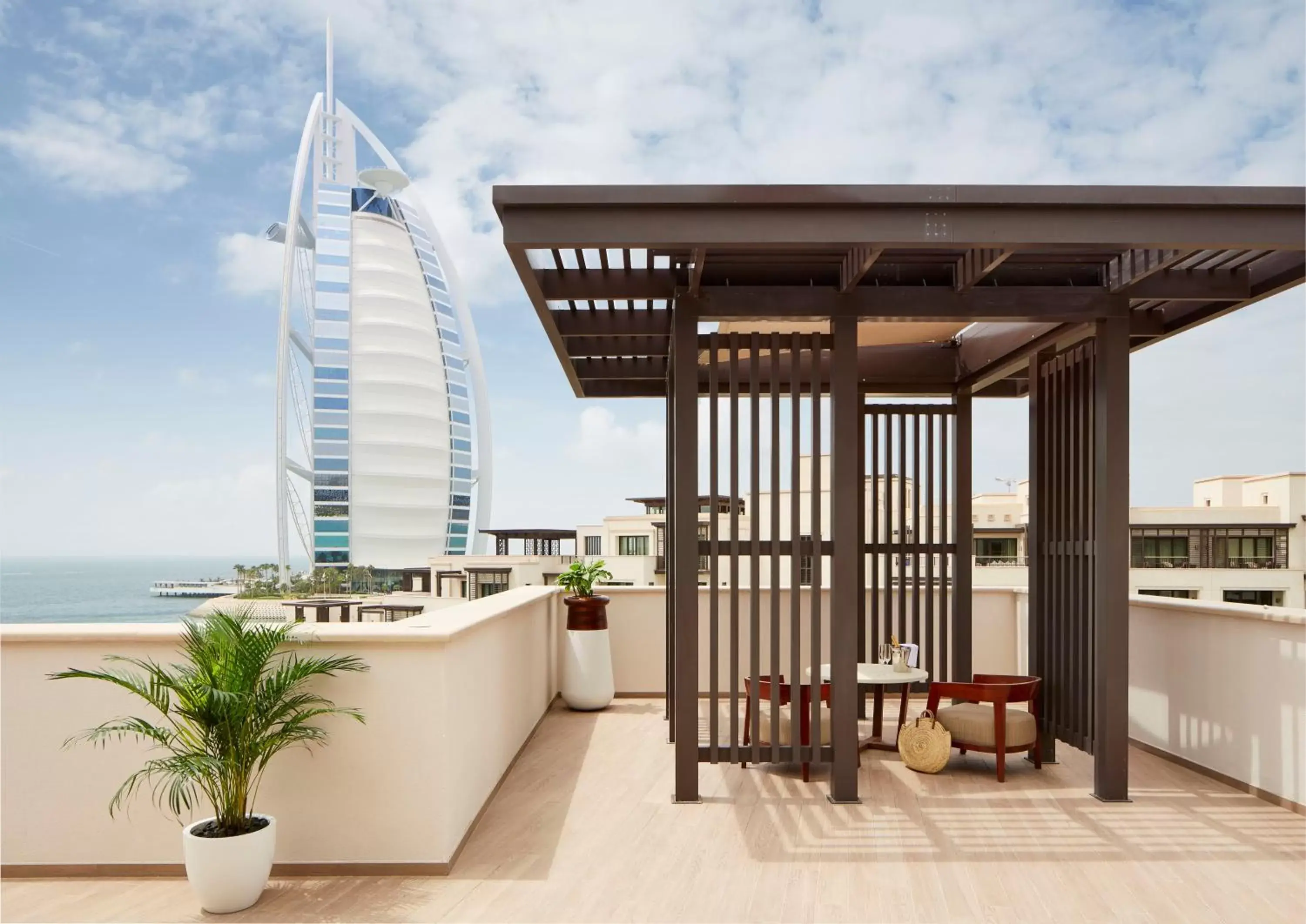 View (from property/room), Balcony/Terrace in Jumeirah Al Naseem