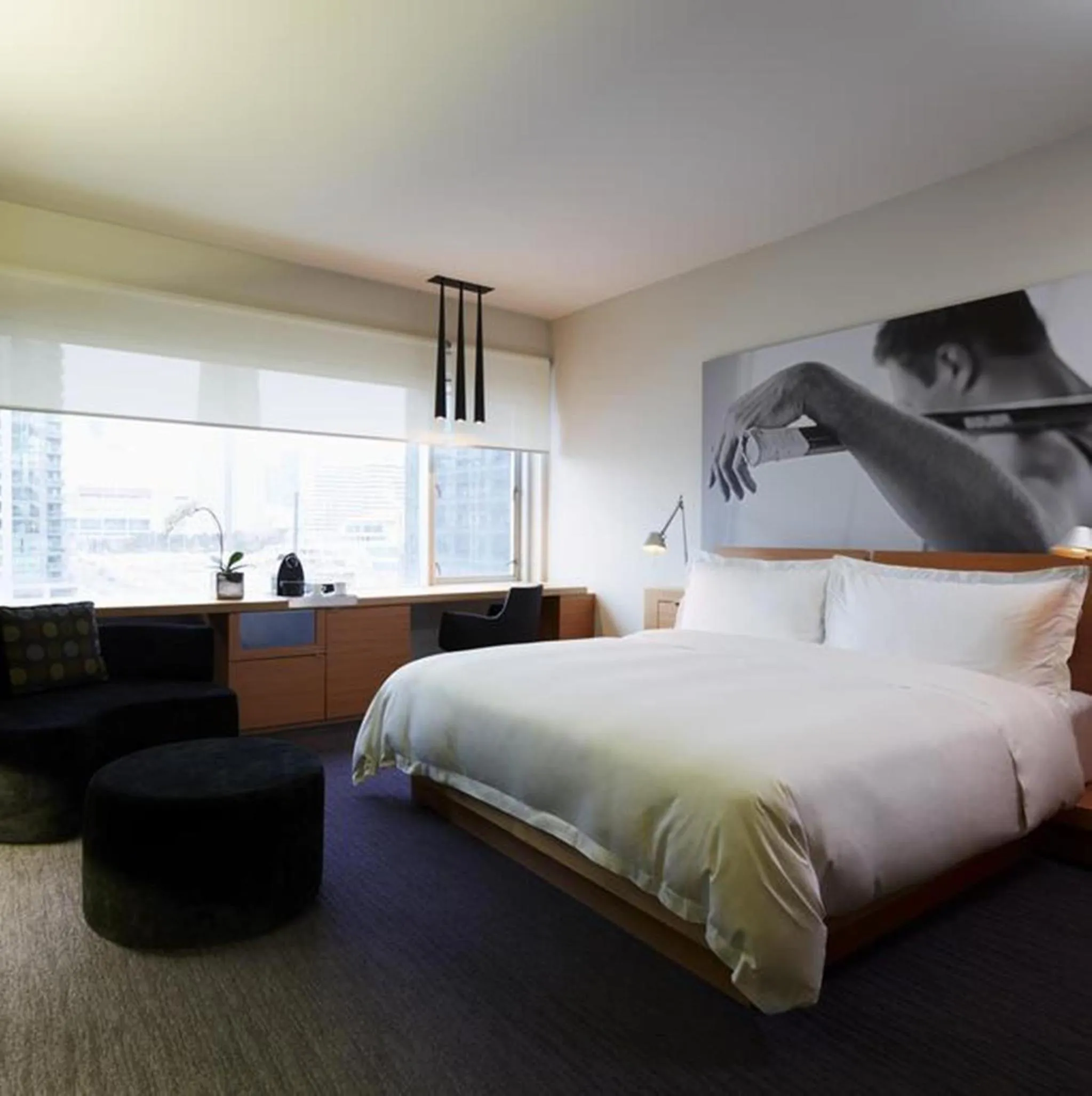 Bedroom, Bed in Le Germain Hotel Maple Leaf Square