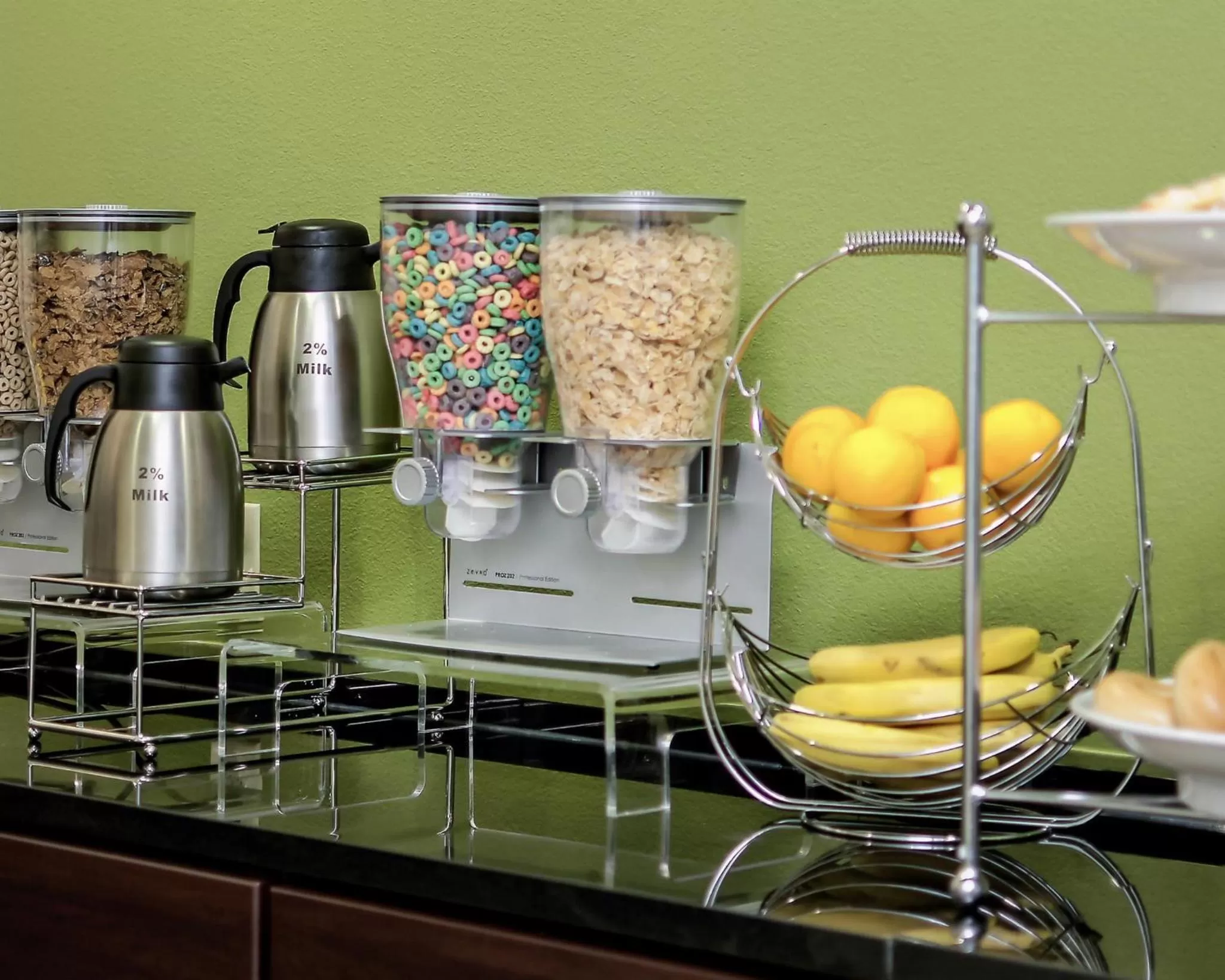 Continental breakfast in Sleep Inn & Suites Fort Scott