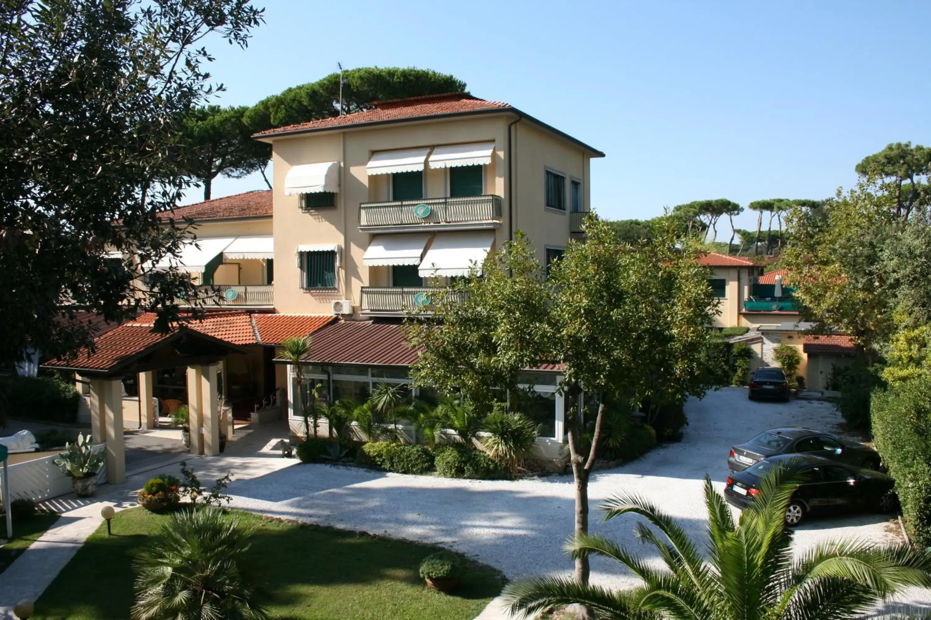 Facade/entrance, Property Building in Hotel Verdemare