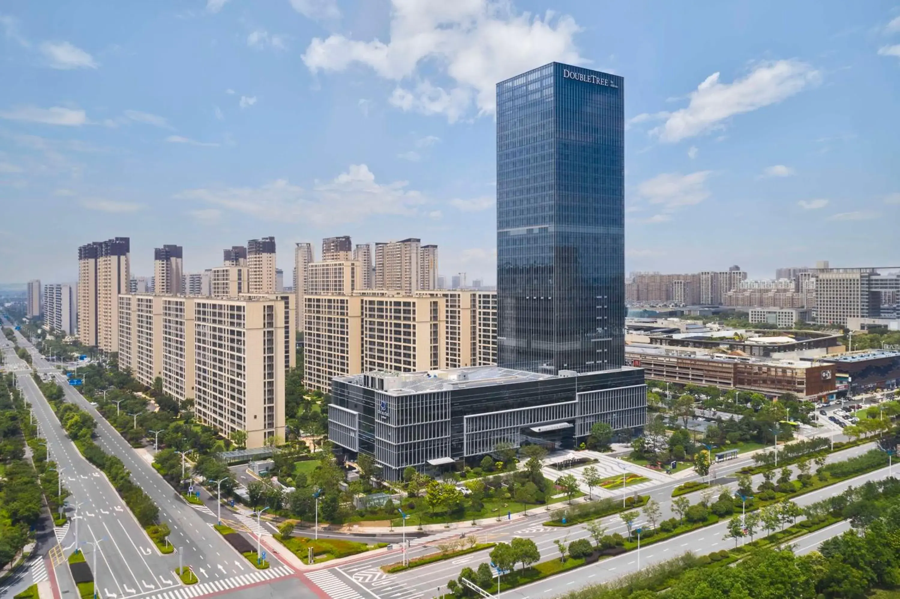 Property building in Doubletree By Hilton Rugao Property building in Doubletree By Hilton Rugao