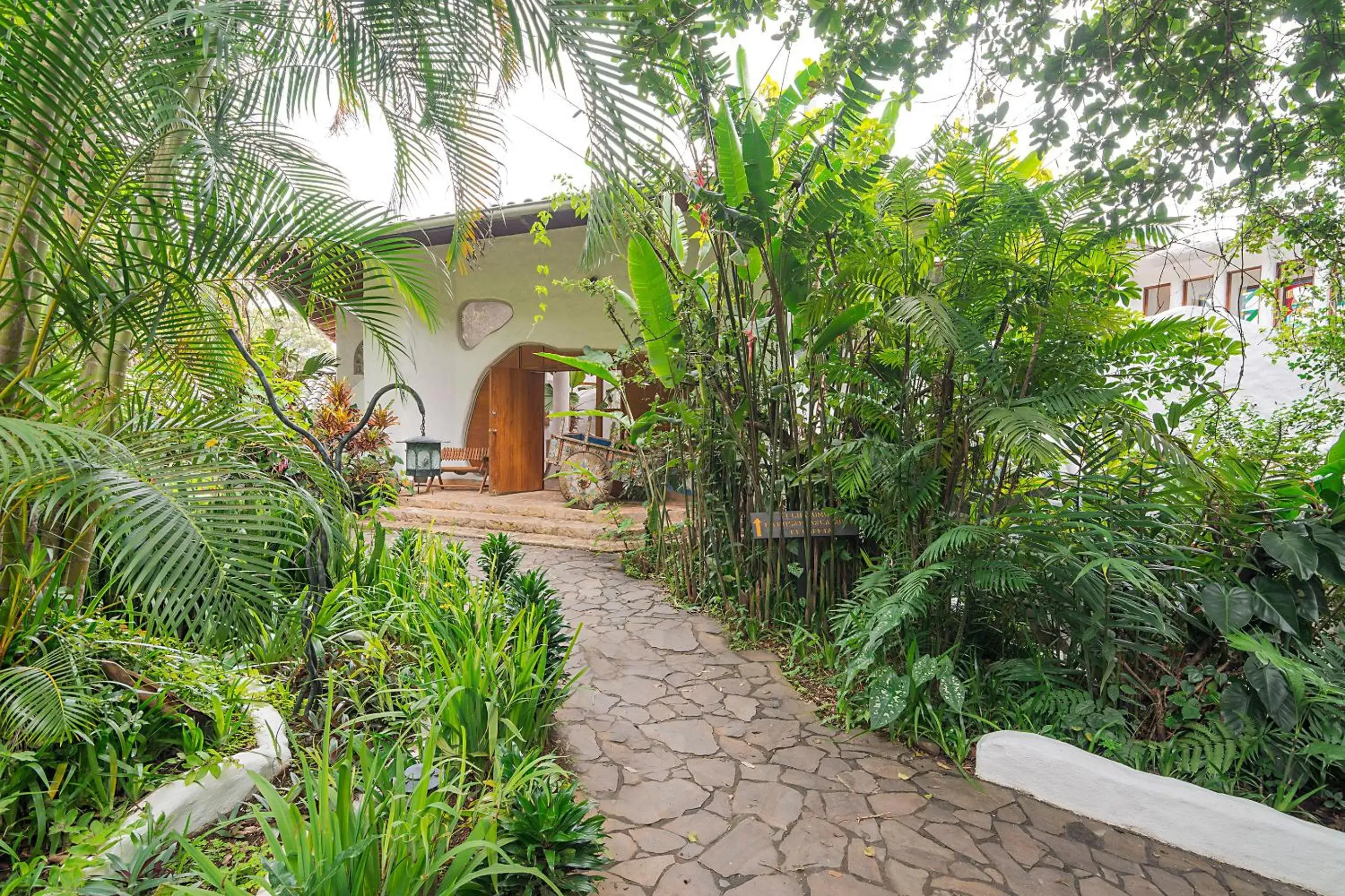 Facade/entrance, Garden in Finca Rosa Blanca Coffee Farm and Inn