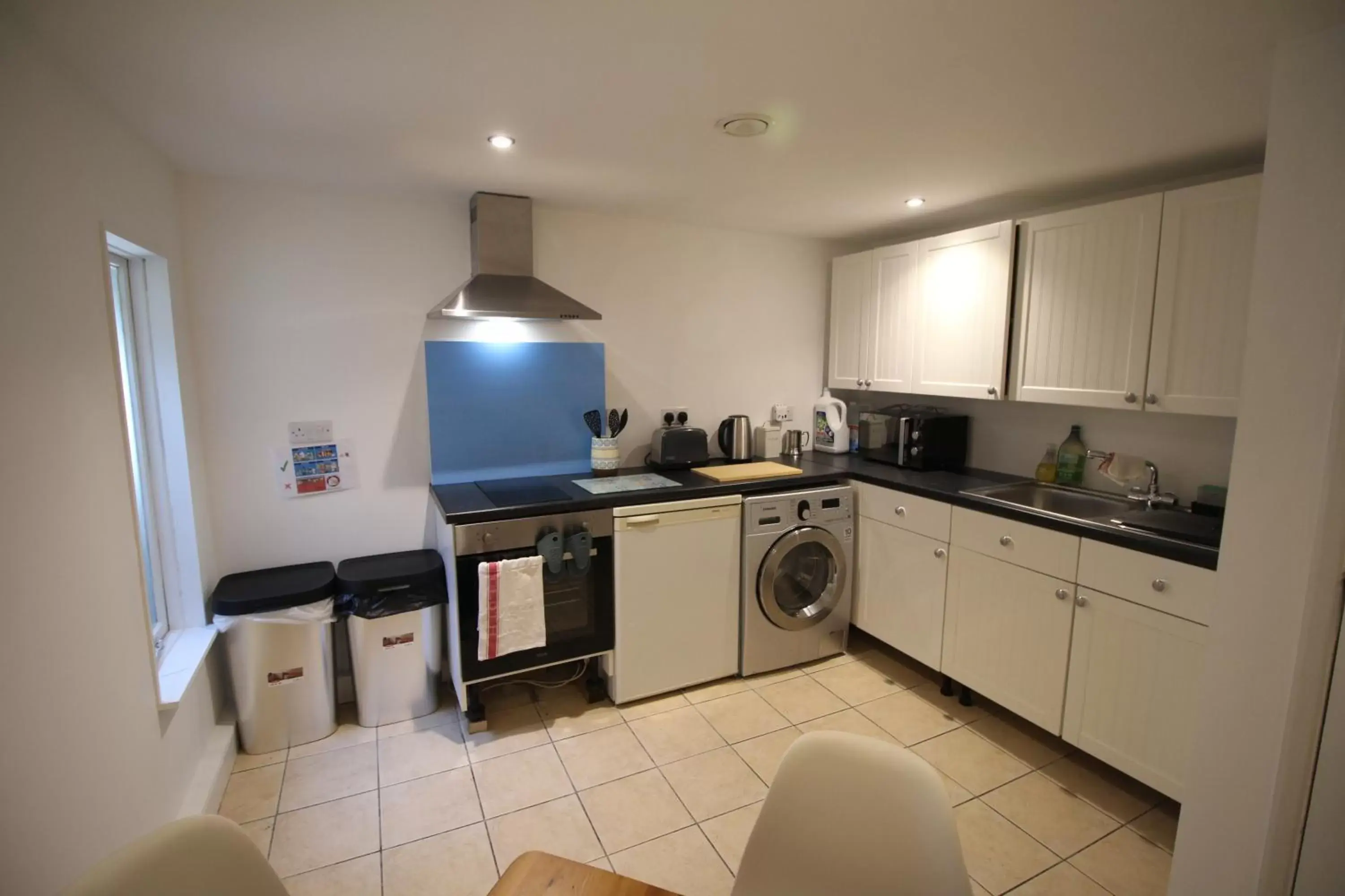 Dining area, Kitchen/Kitchenette in Number 8