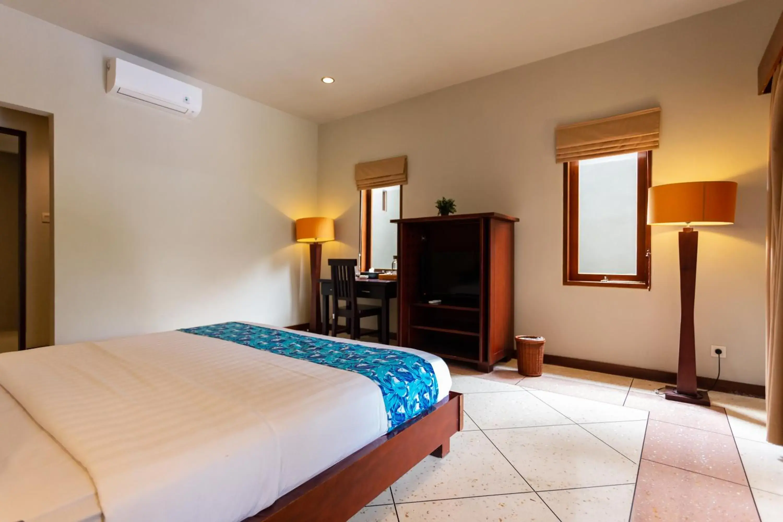 Bed in The Mutiara Jimbaran Boutique Villas