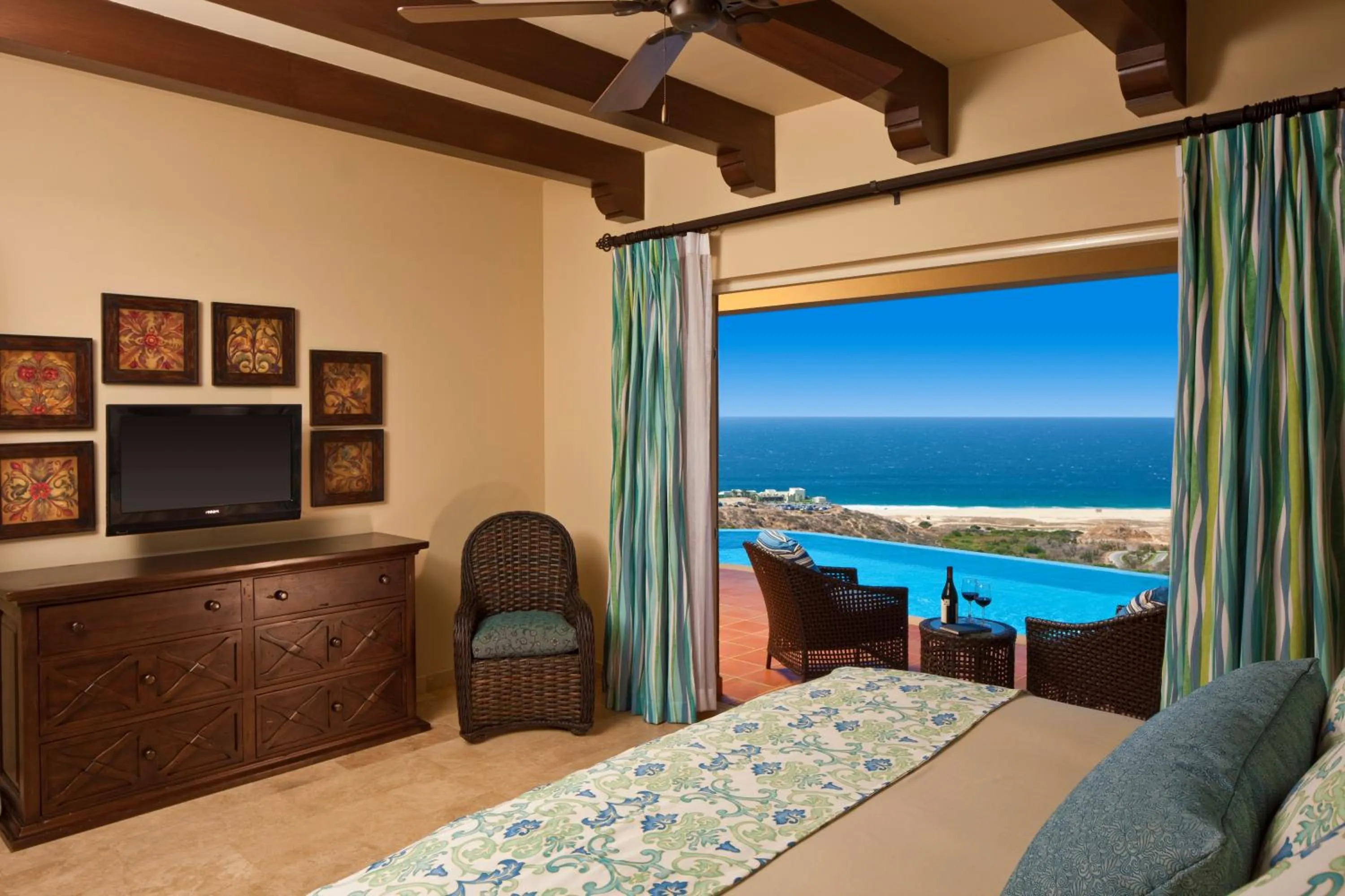 Photo of the whole room, Bed in Montecristo Villas at Quivira Los Cabos -Vacation Rentals