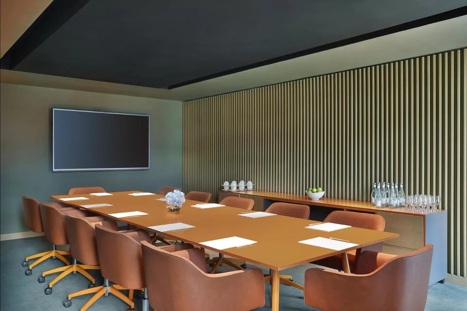 Meeting/conference room in NH Collection Dubai The Palm