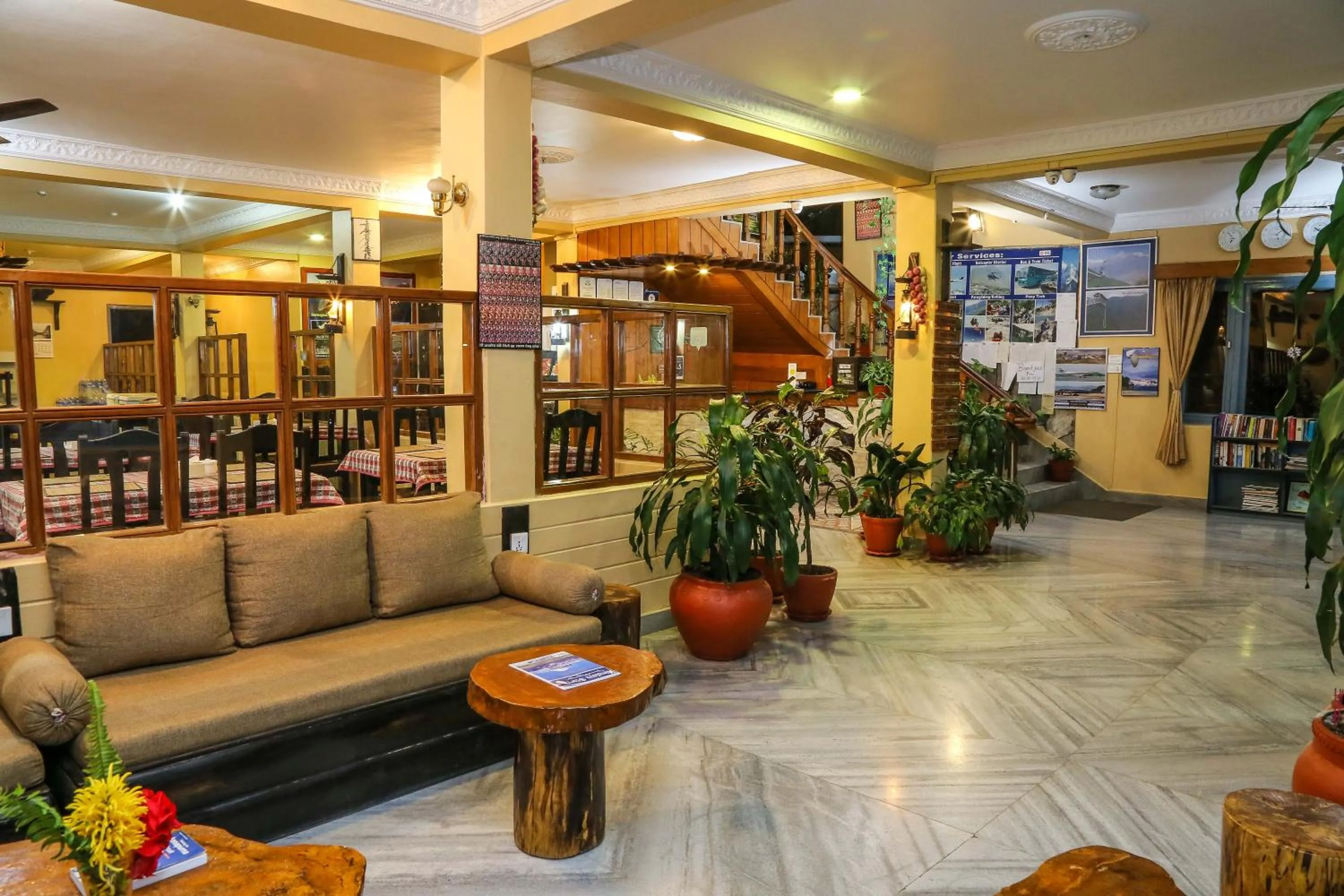 Lobby or reception in Hotel Silver Oaks Inn