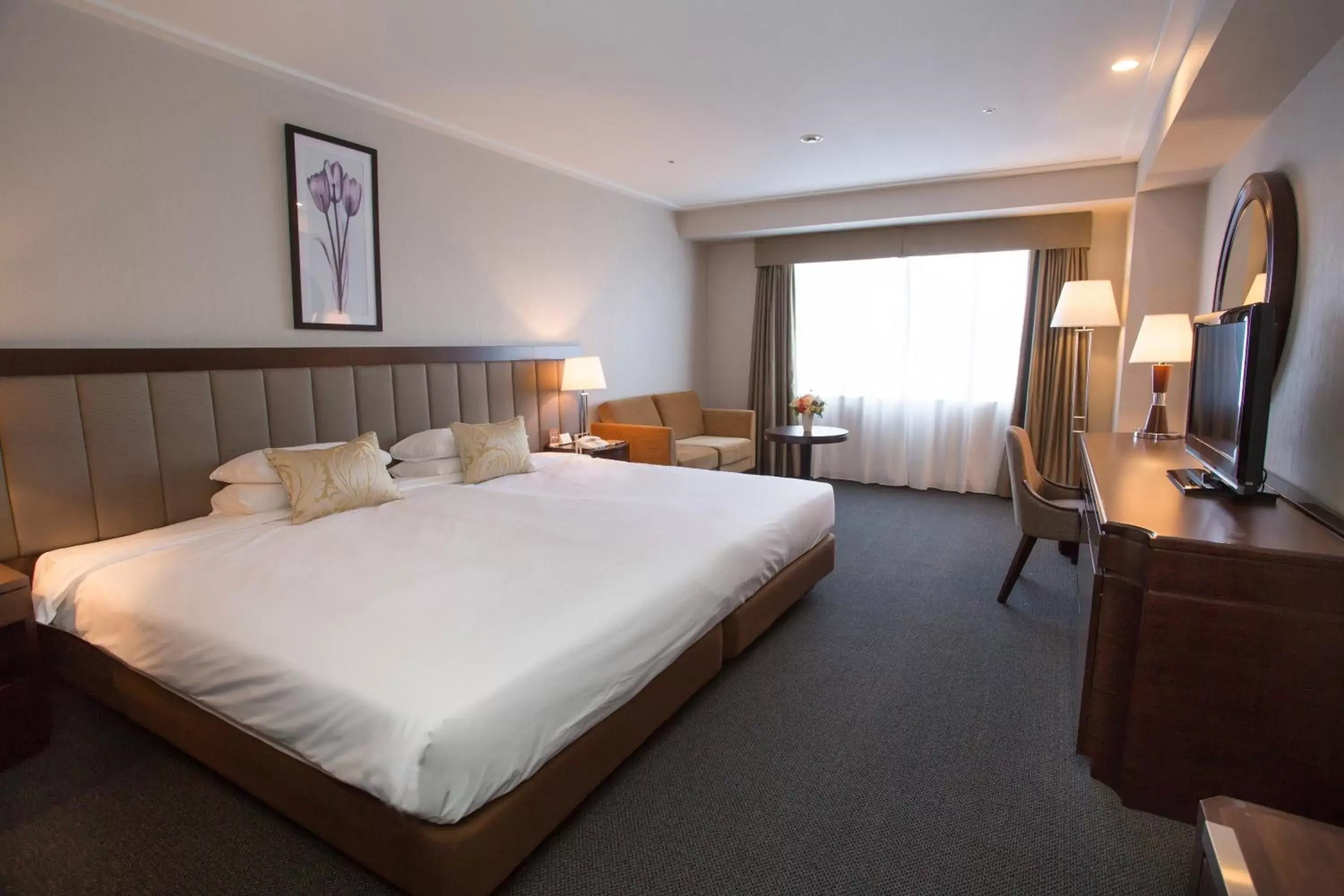 Photo of the whole room, Room Photo in Nagoya Tokyu Hotel