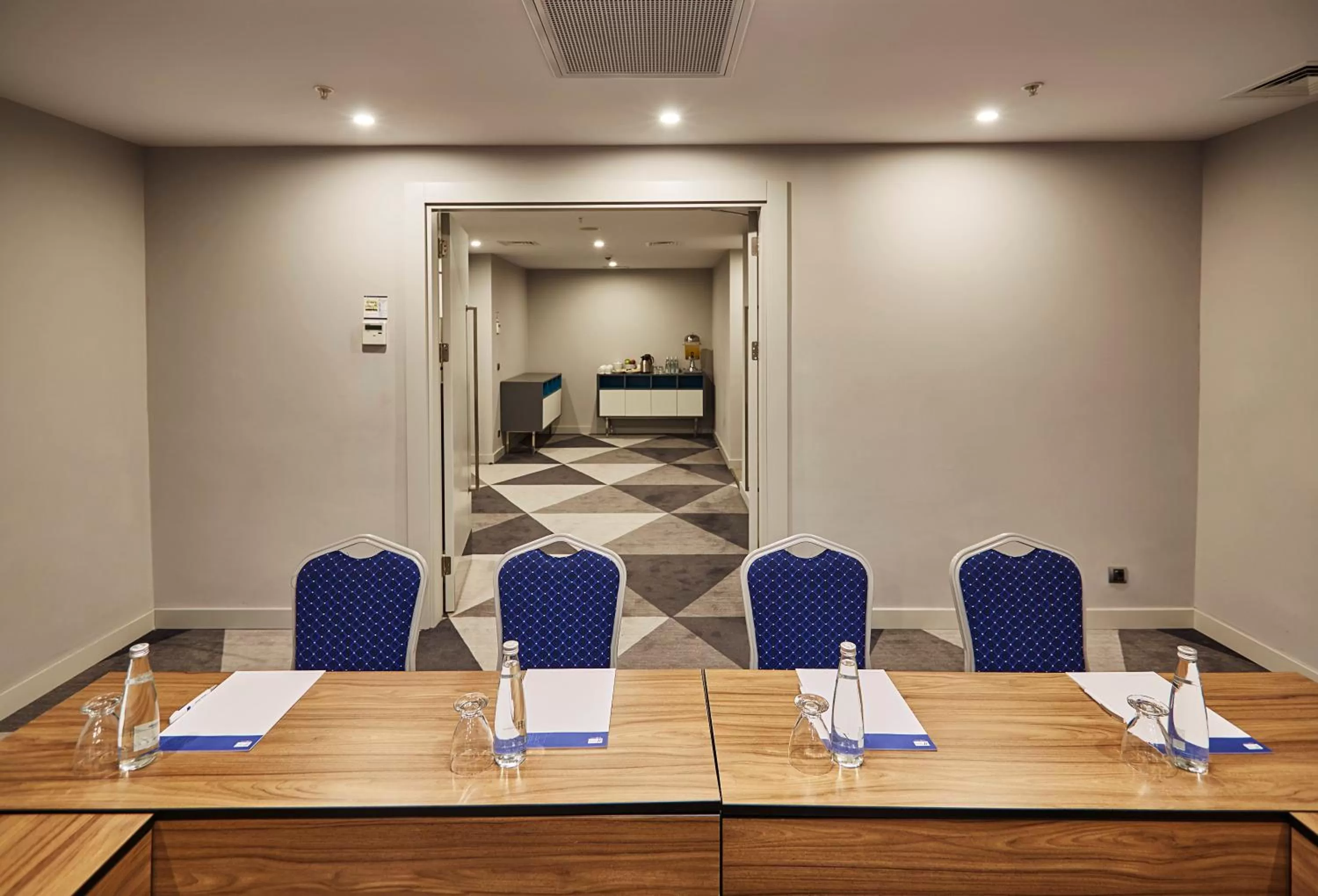 Meeting/conference room in Holiday Inn Express - Istanbul - Atakoy Metro by IHG