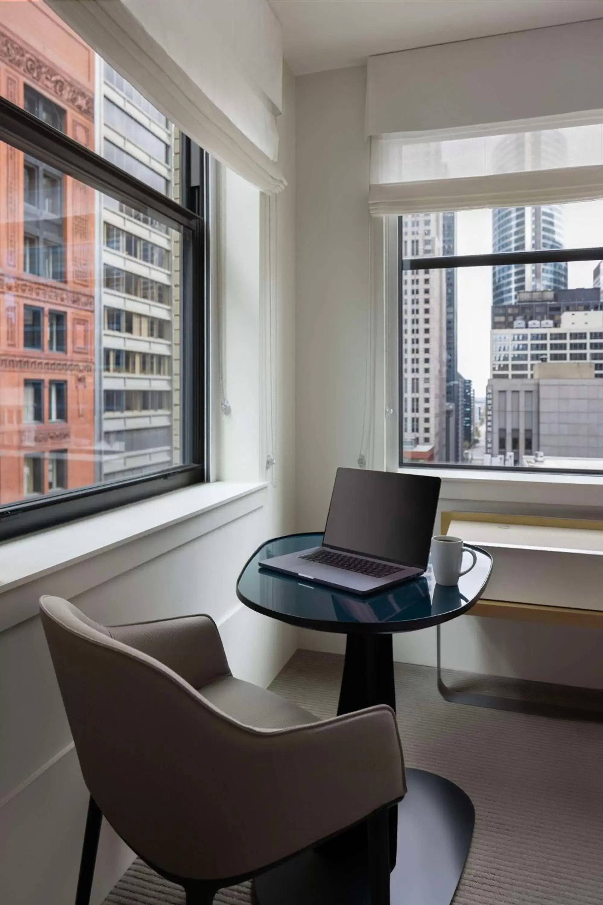 Bedroom, Nearby Landmark in Hyatt Centric The Loop Chicago