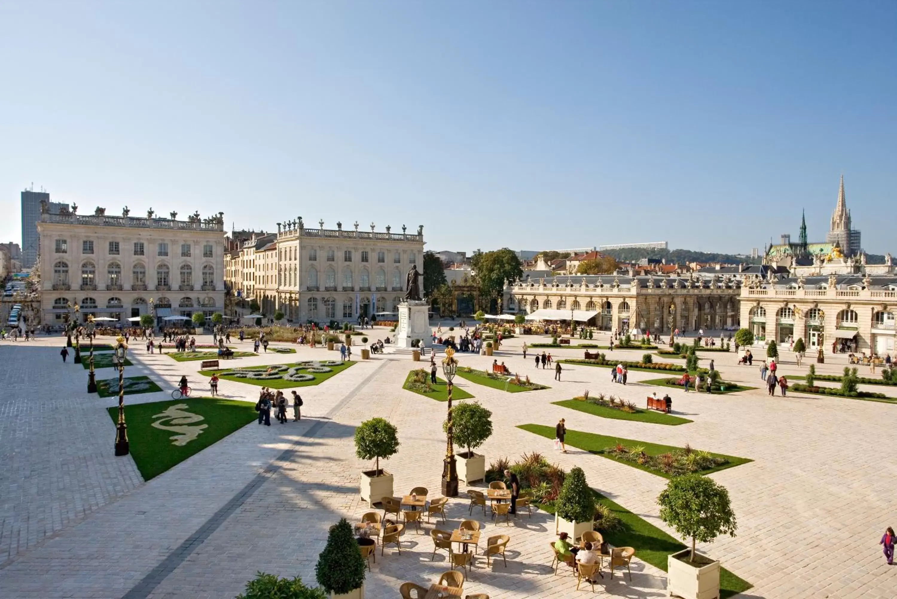 Area and facilities in Mercure Nancy Centre Place Stanislas